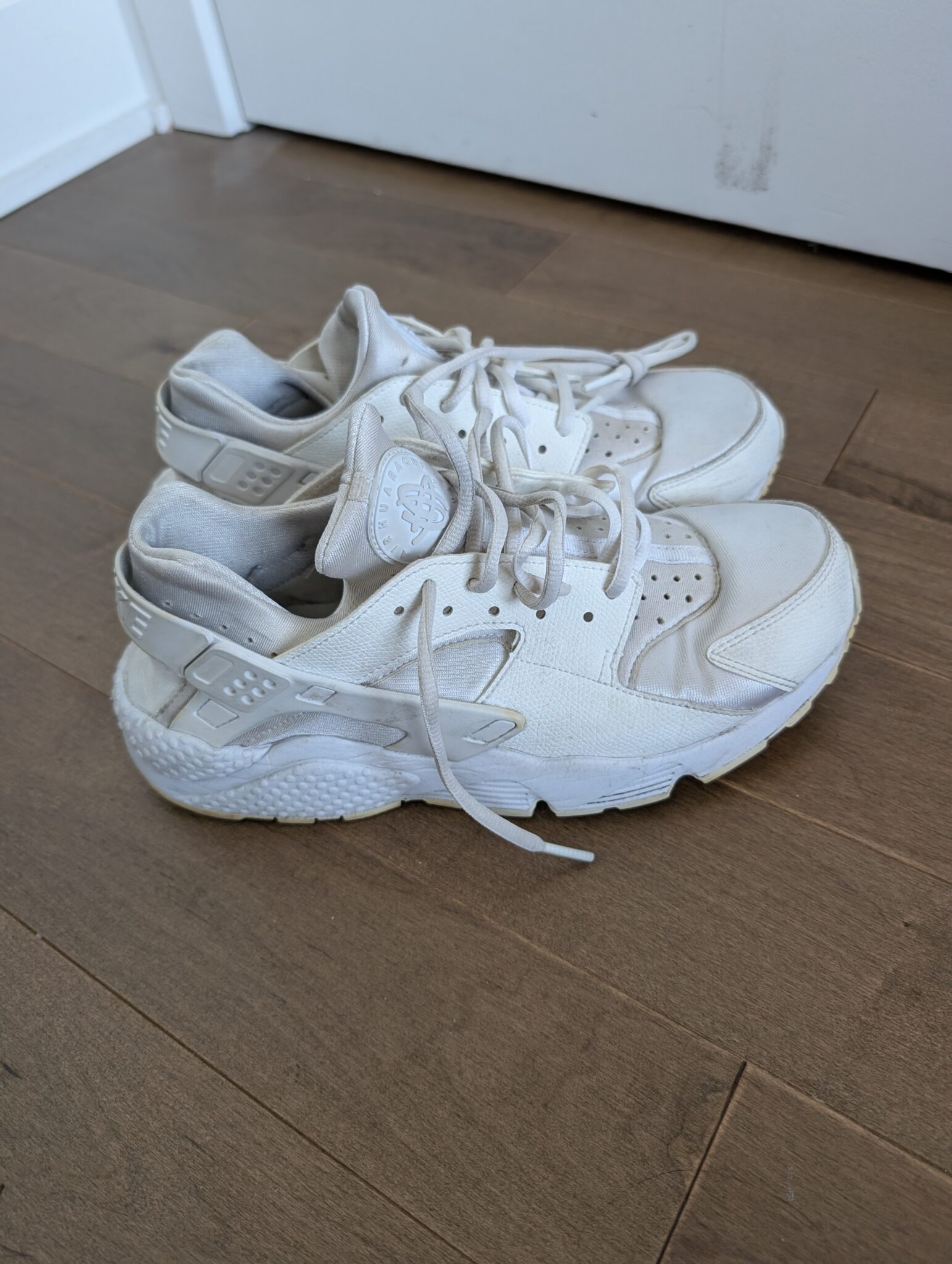 Featured image for Nike/Nike Air Huarache Sz 9