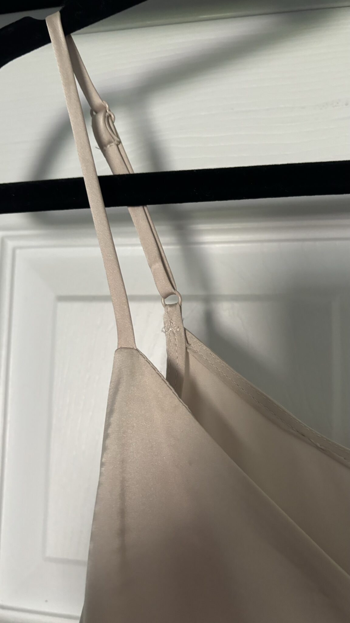 Image for Camisole en satin dynamite
