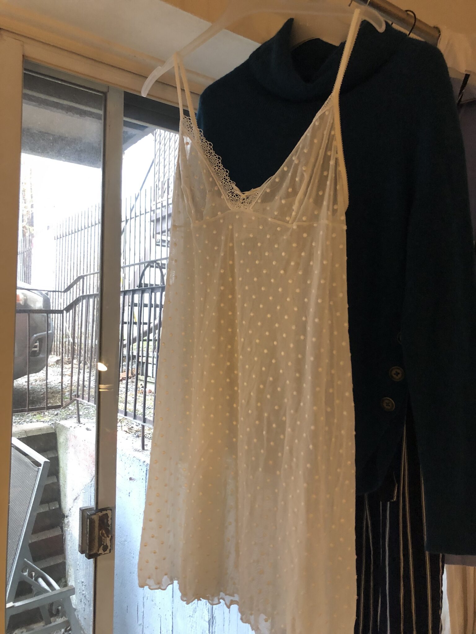 Featured image for Arianne lingerie, robe transparente