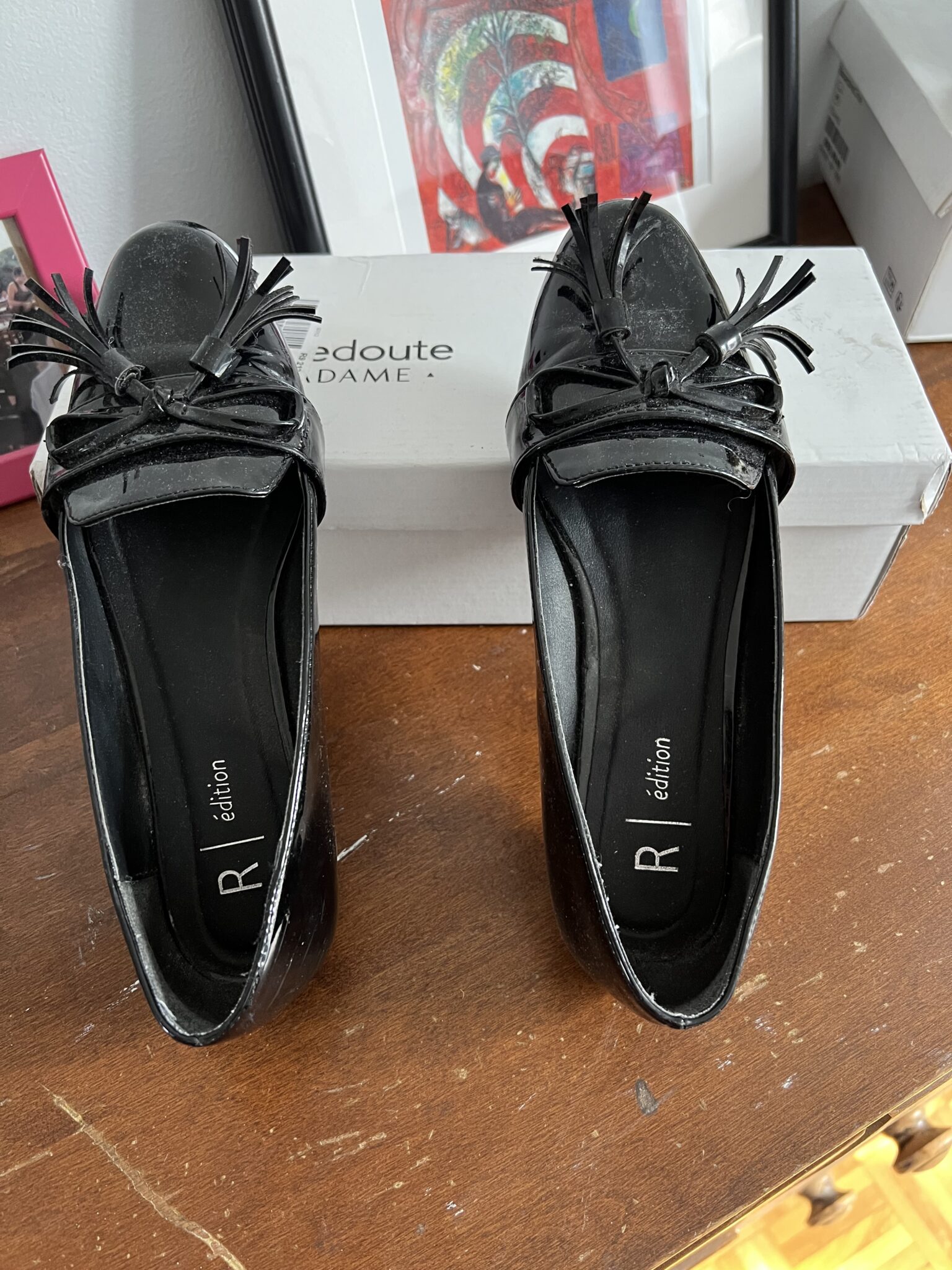 Featured image for Chaussures plates noire vernis