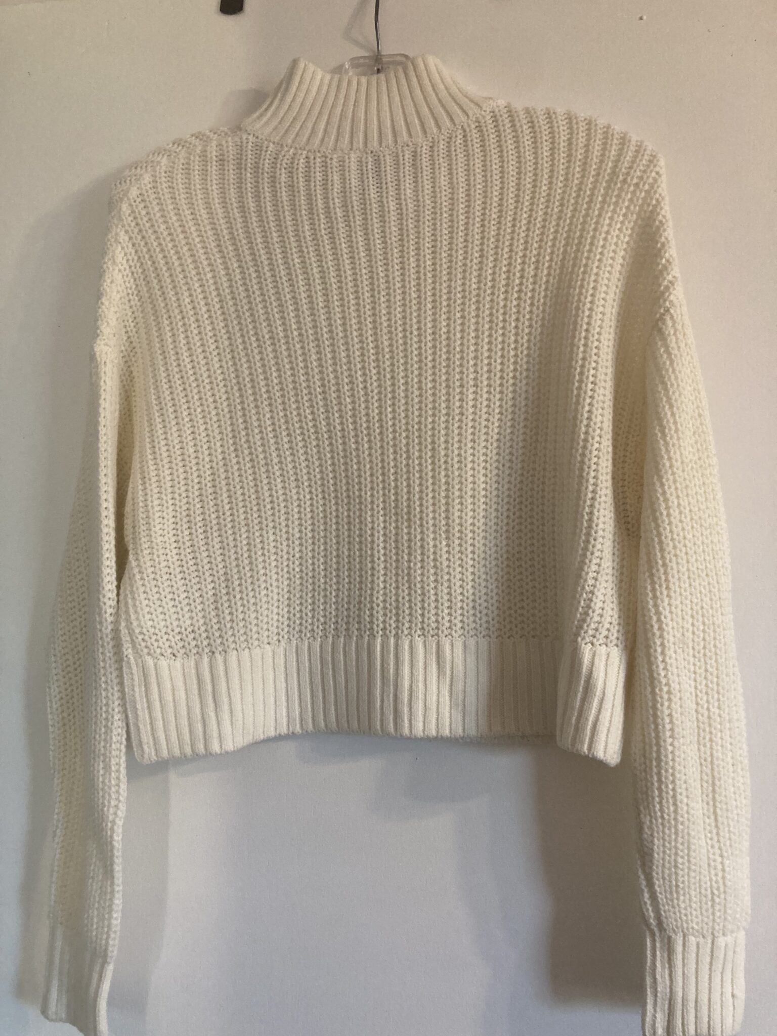 Image for Chandail blanc cassé
