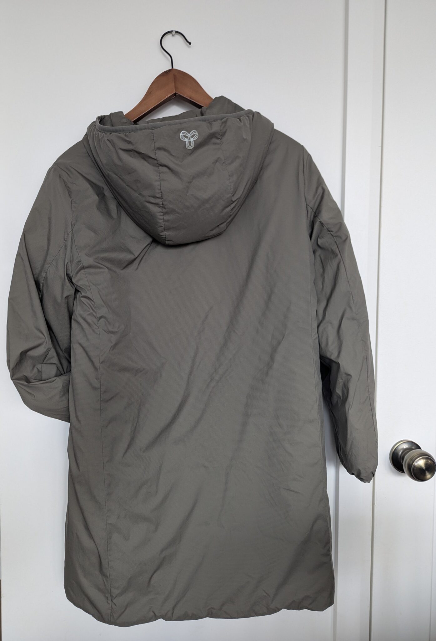 Image for Manteau mi-saison femme Aritzia The Pillow Puff XS