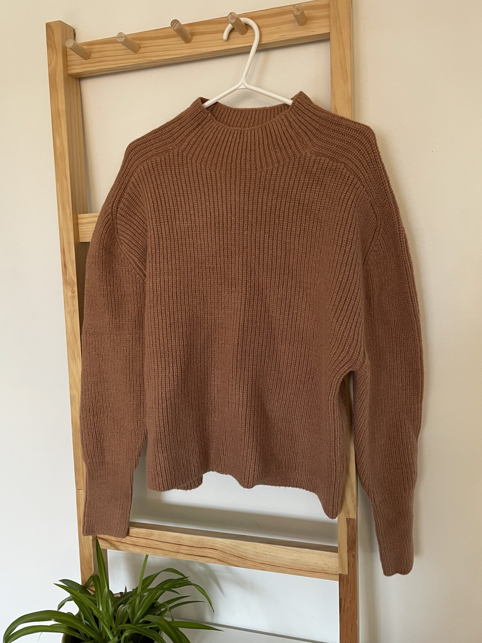 Featured image for Oversized knitwear Louve Design