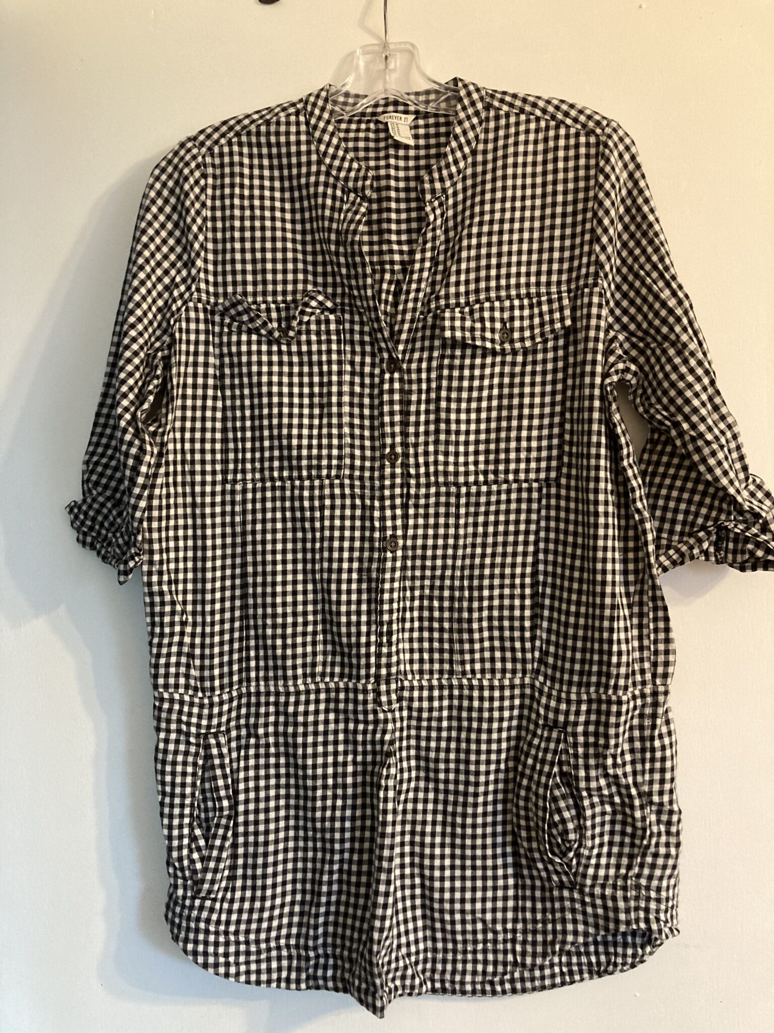 Featured image for Robe à carreaux mi-courte
