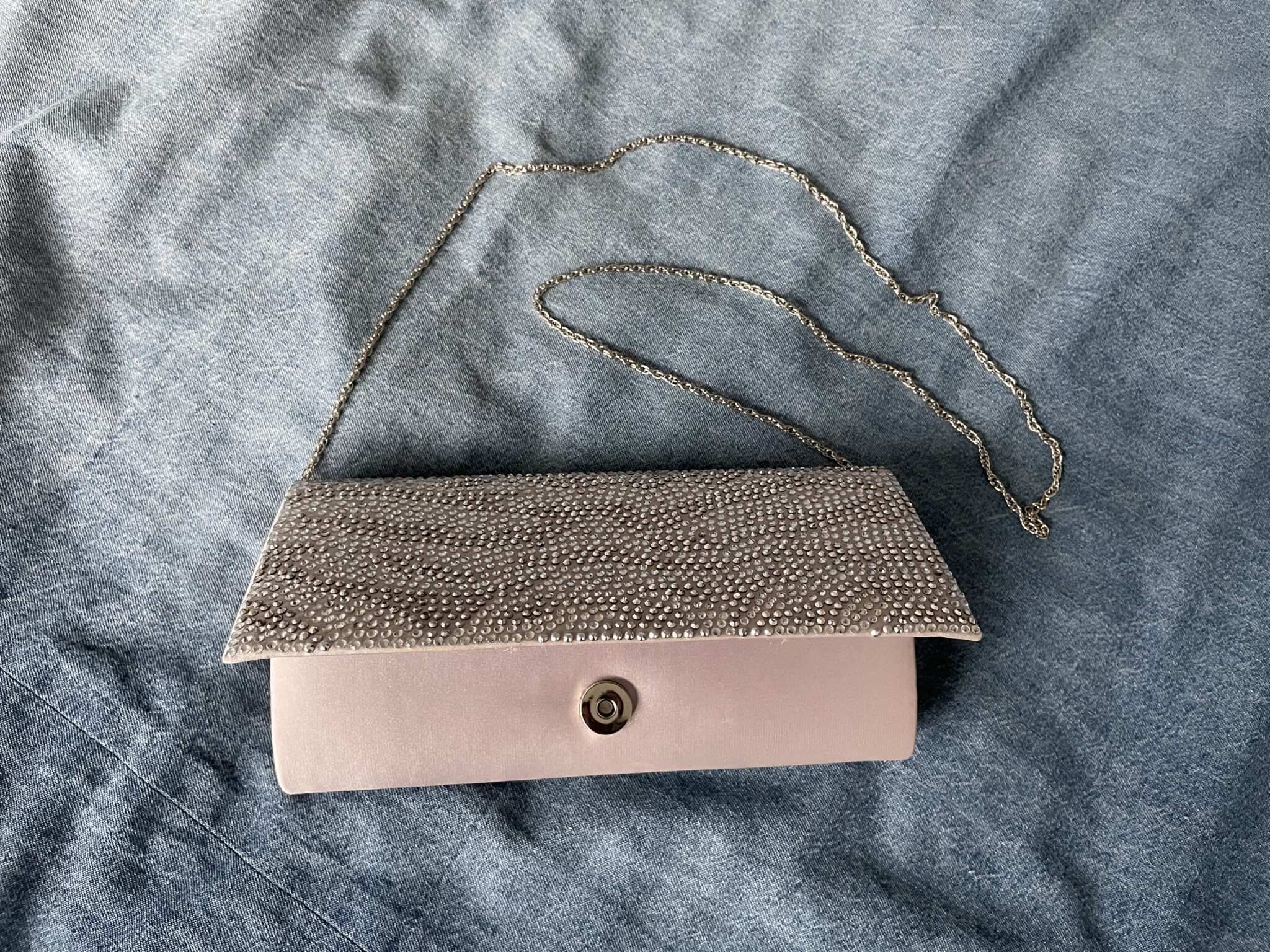 Featured image for Sac à main avec brillants Le Château