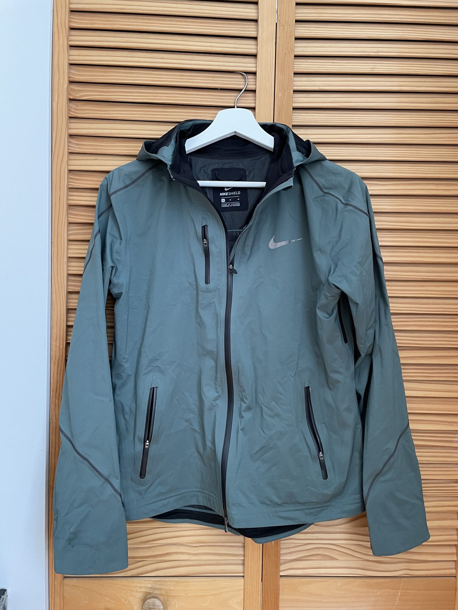 Featured image for Jacket vert Nike