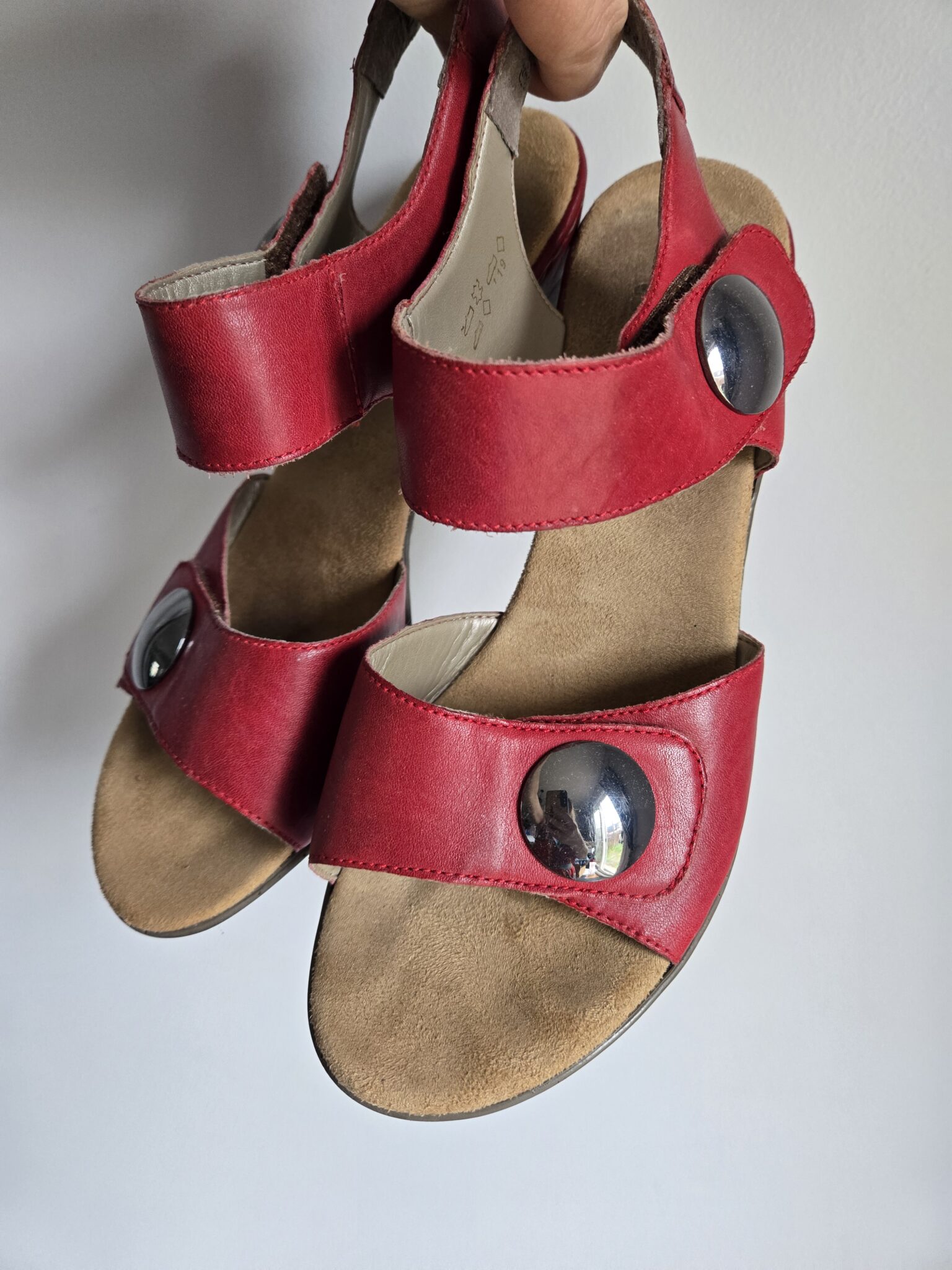 Featured image for RIEKERS red sandals