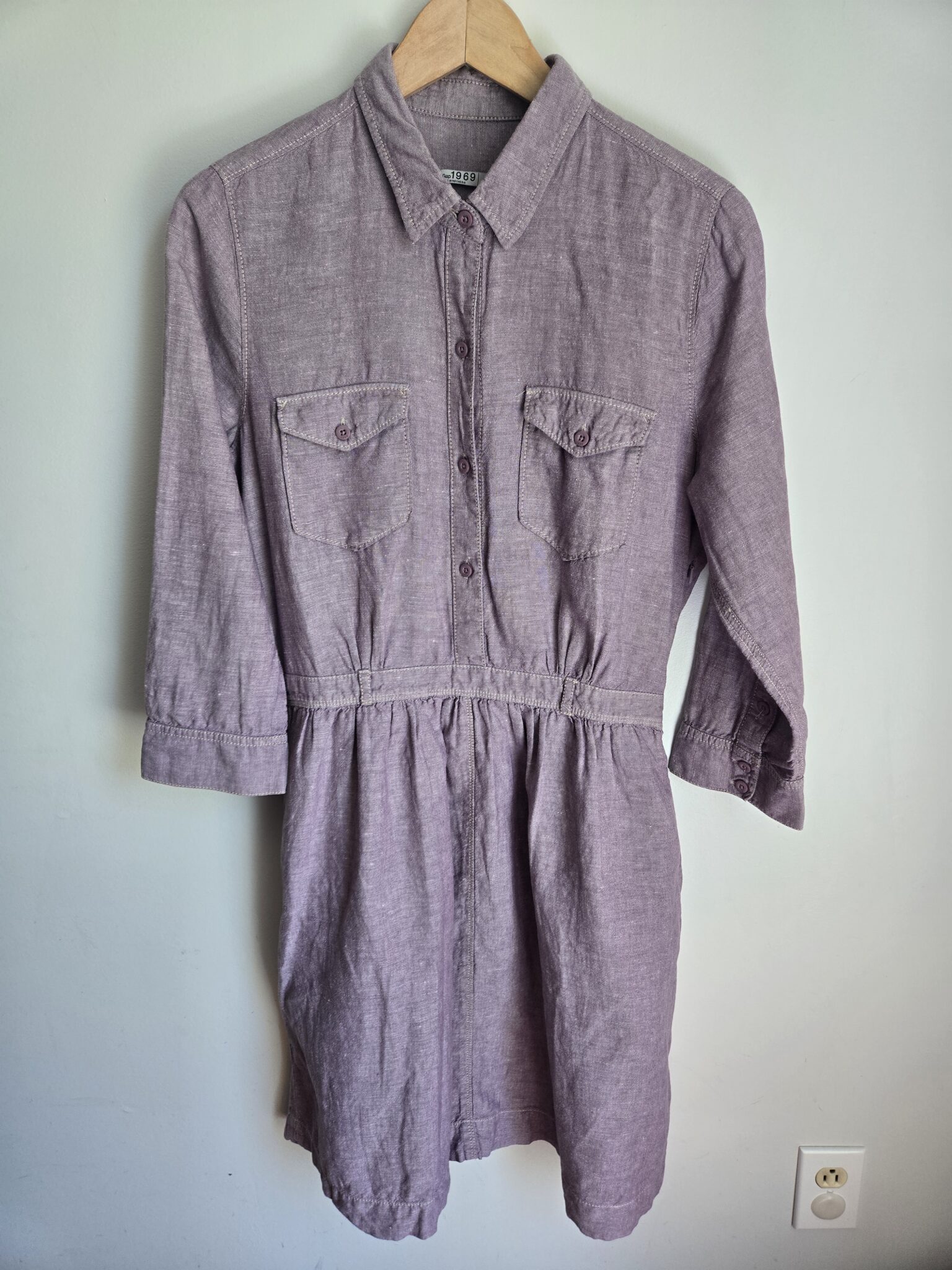Featured image for GAP beautiful lavender dress