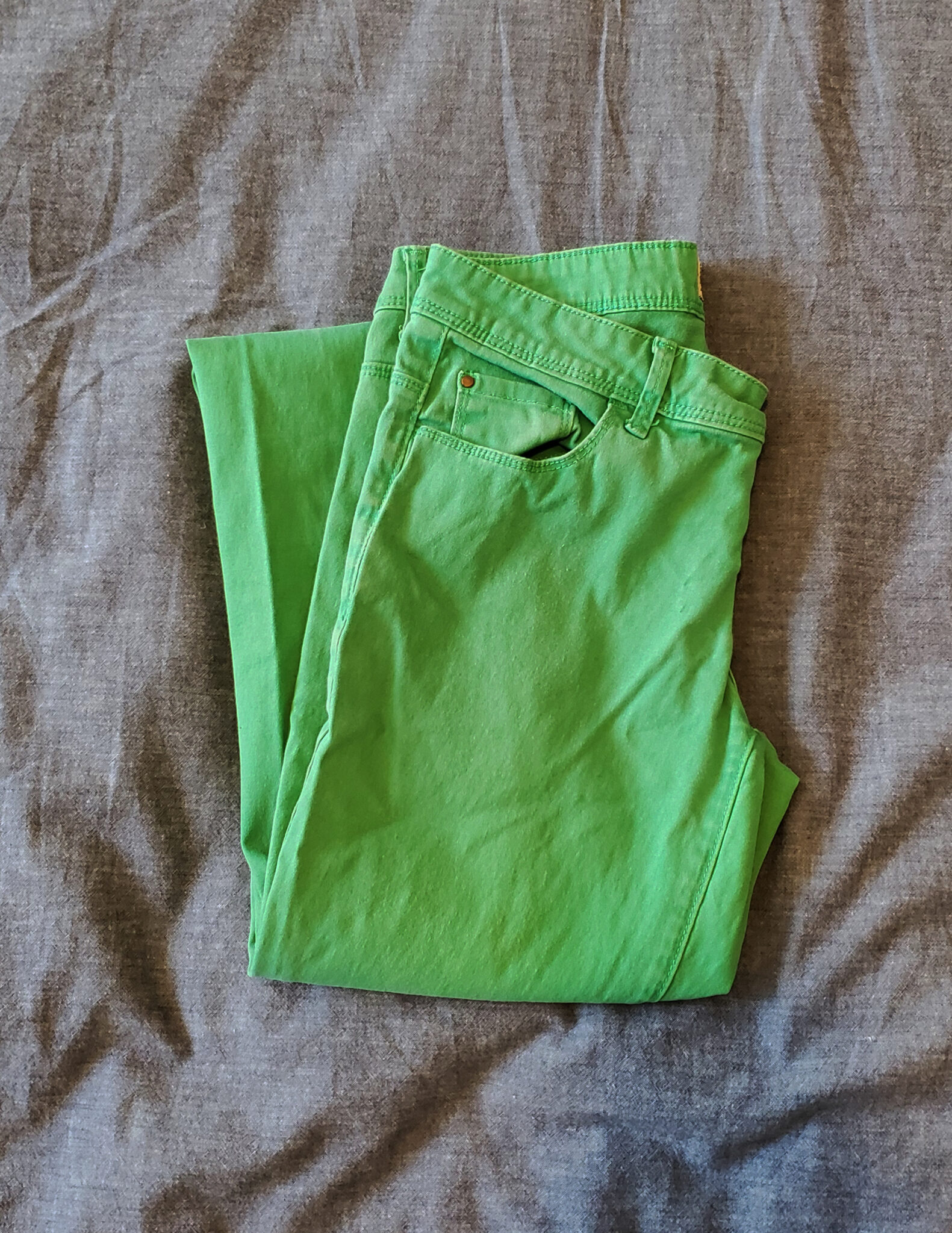 Featured image for Pantalon vert skinny
