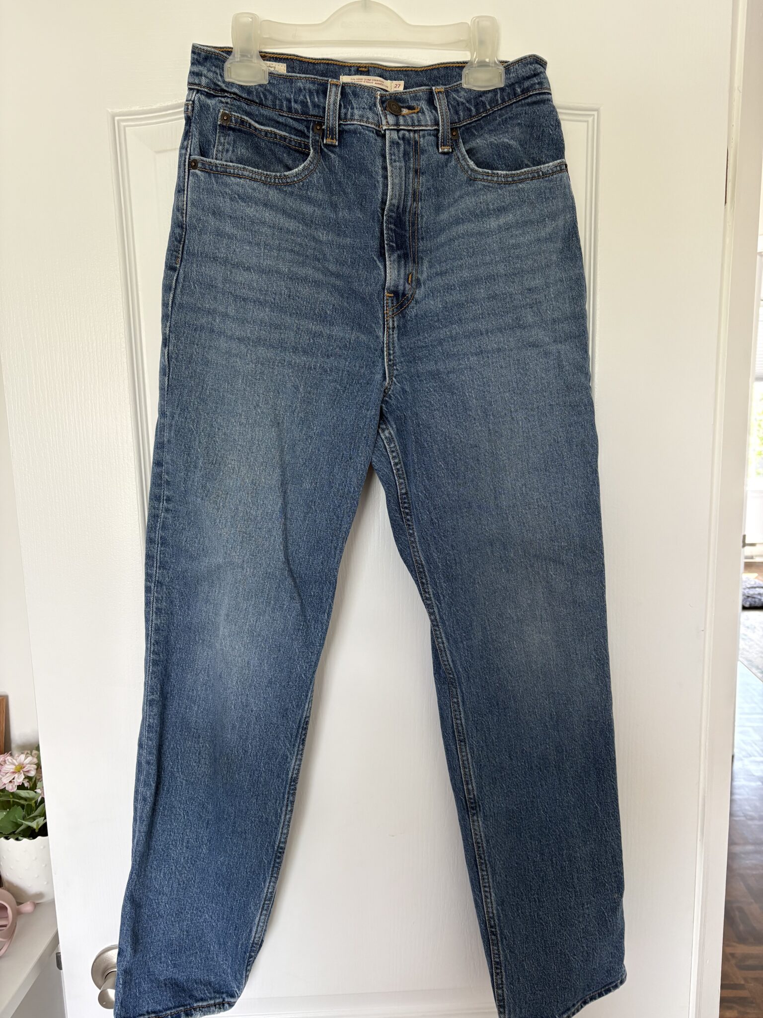 Featured image for Levis jeans