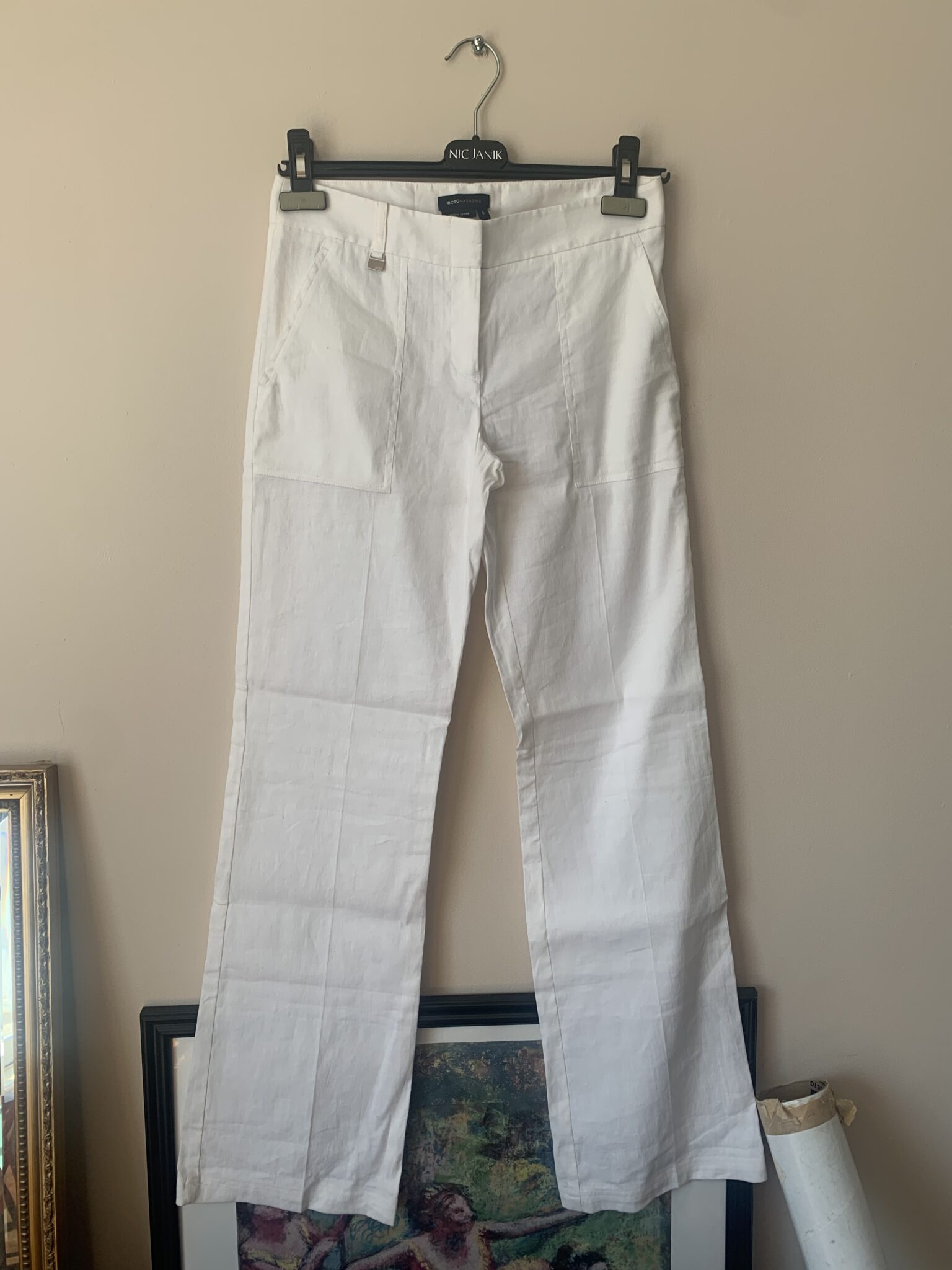 Featured image for BCBG white linen trousers size 0