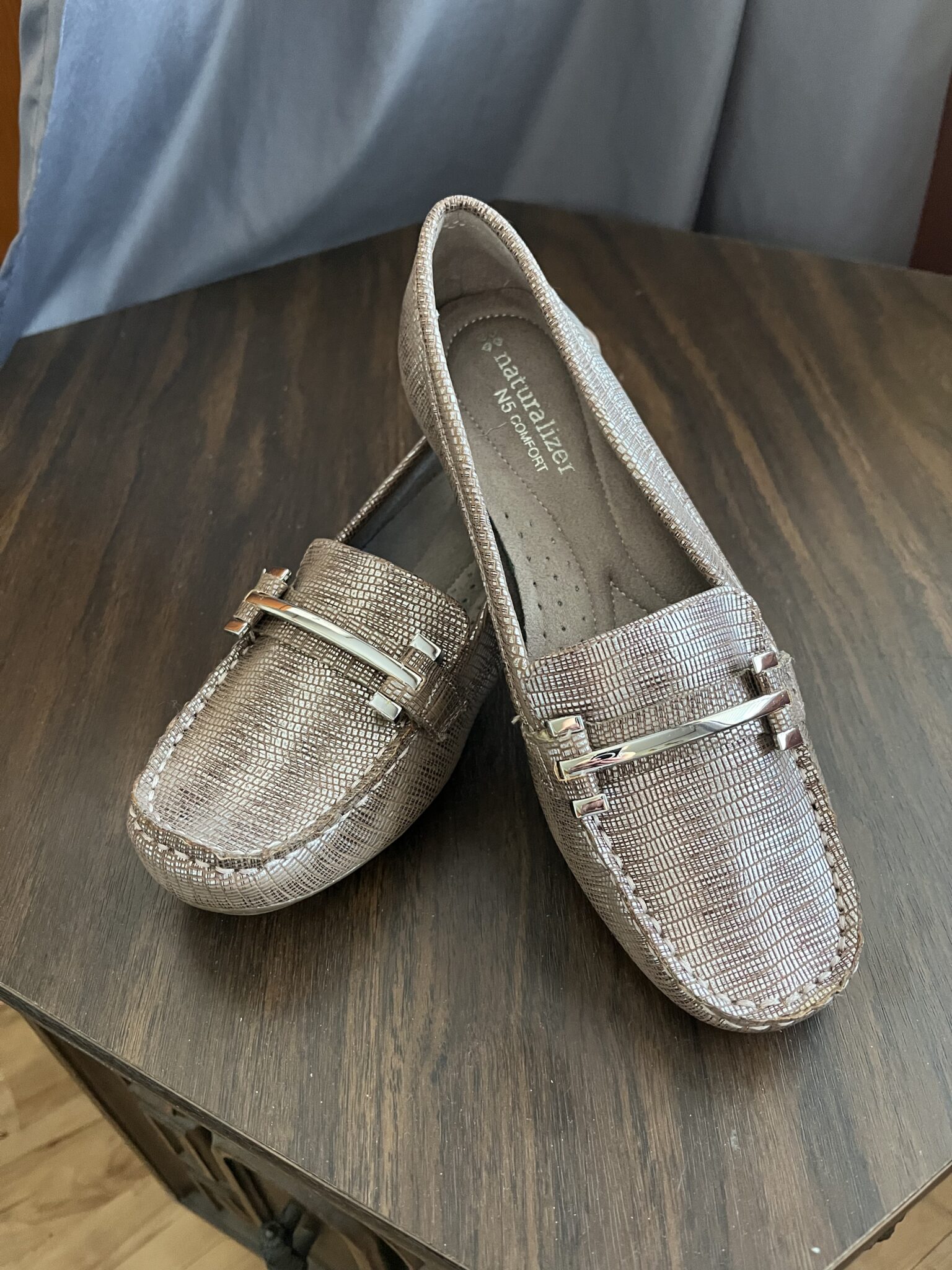 Featured image for Souliers dorés - Naturalizer