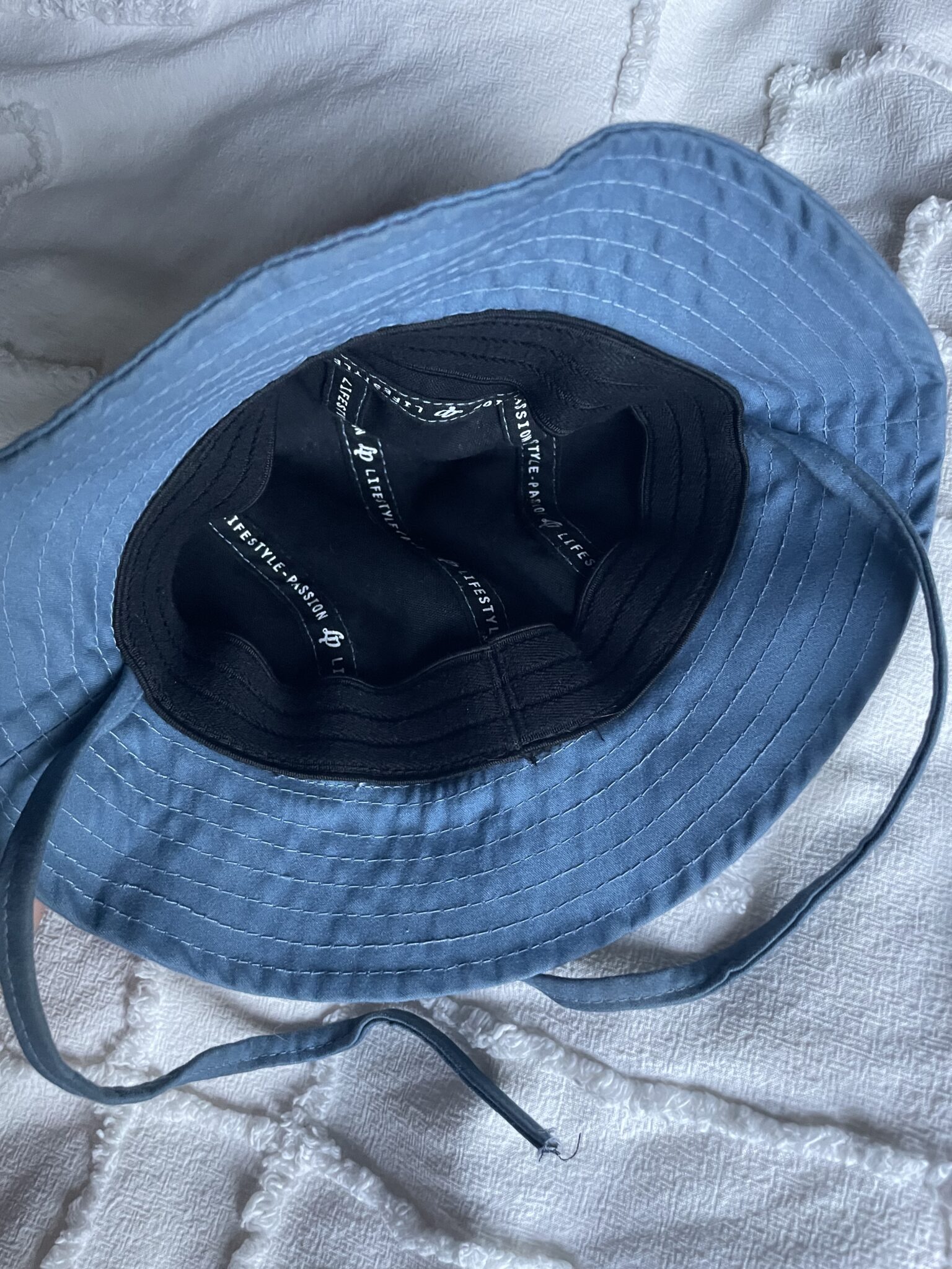 Image for Chapeau L&P