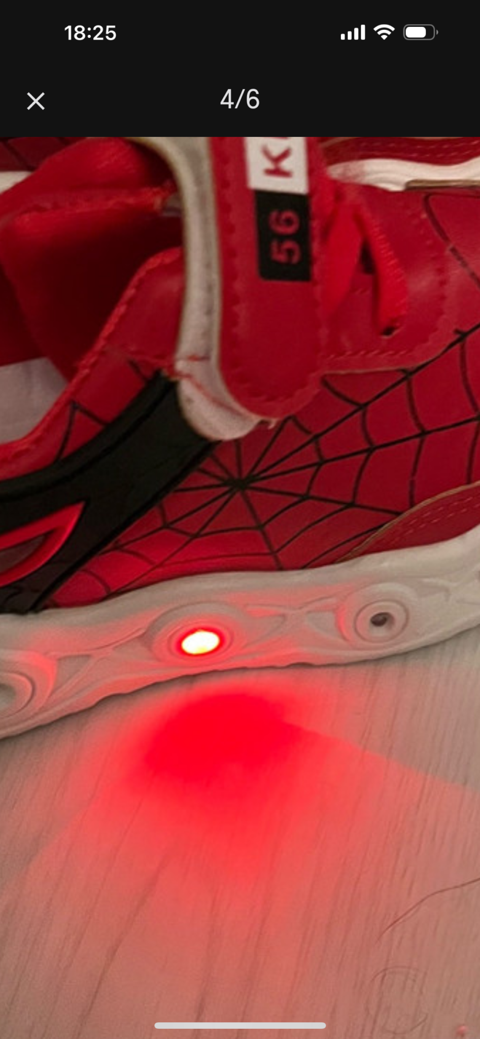Image for Espadrilles lumineuses Spiderman