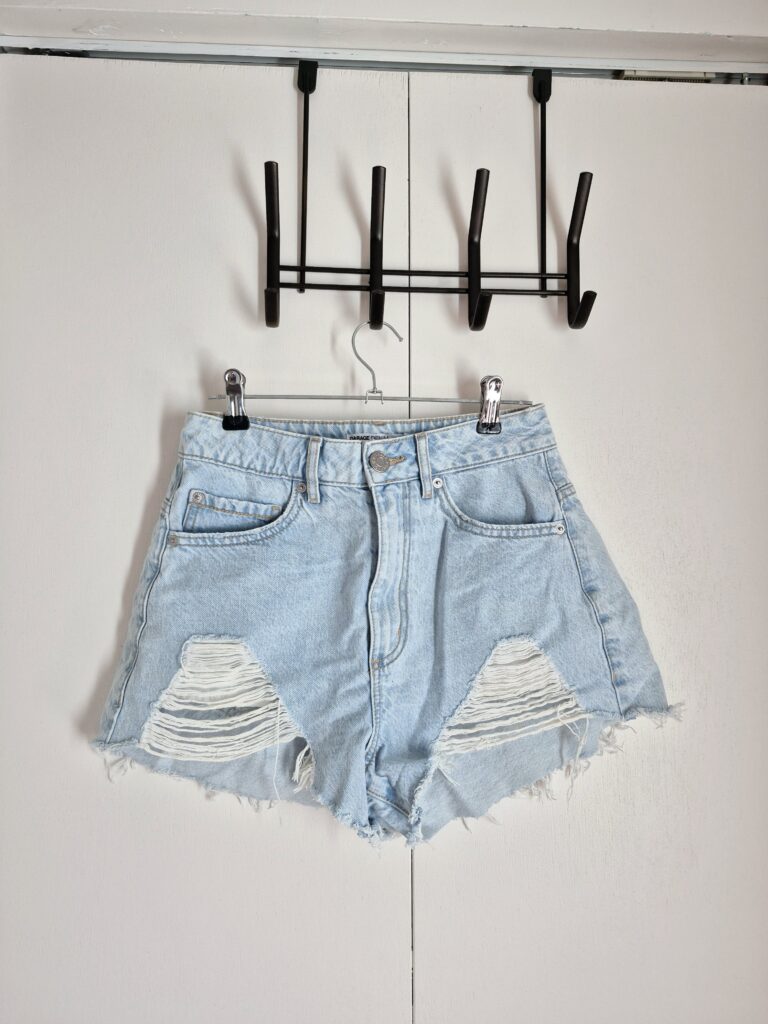 Featured image for Garage high waist shorts size 01