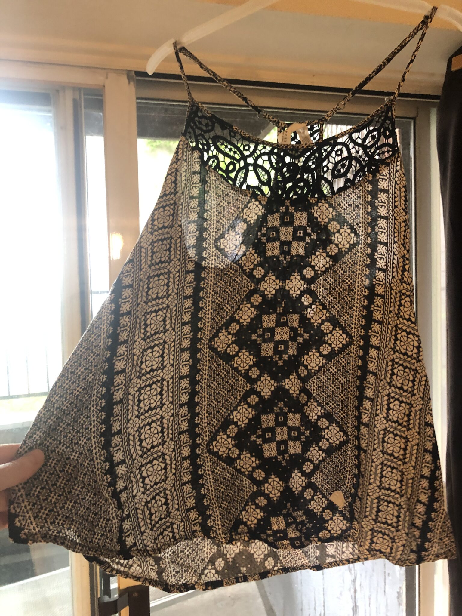 Featured image for Camisole dentelle médium (pour petit et moyen bustes)