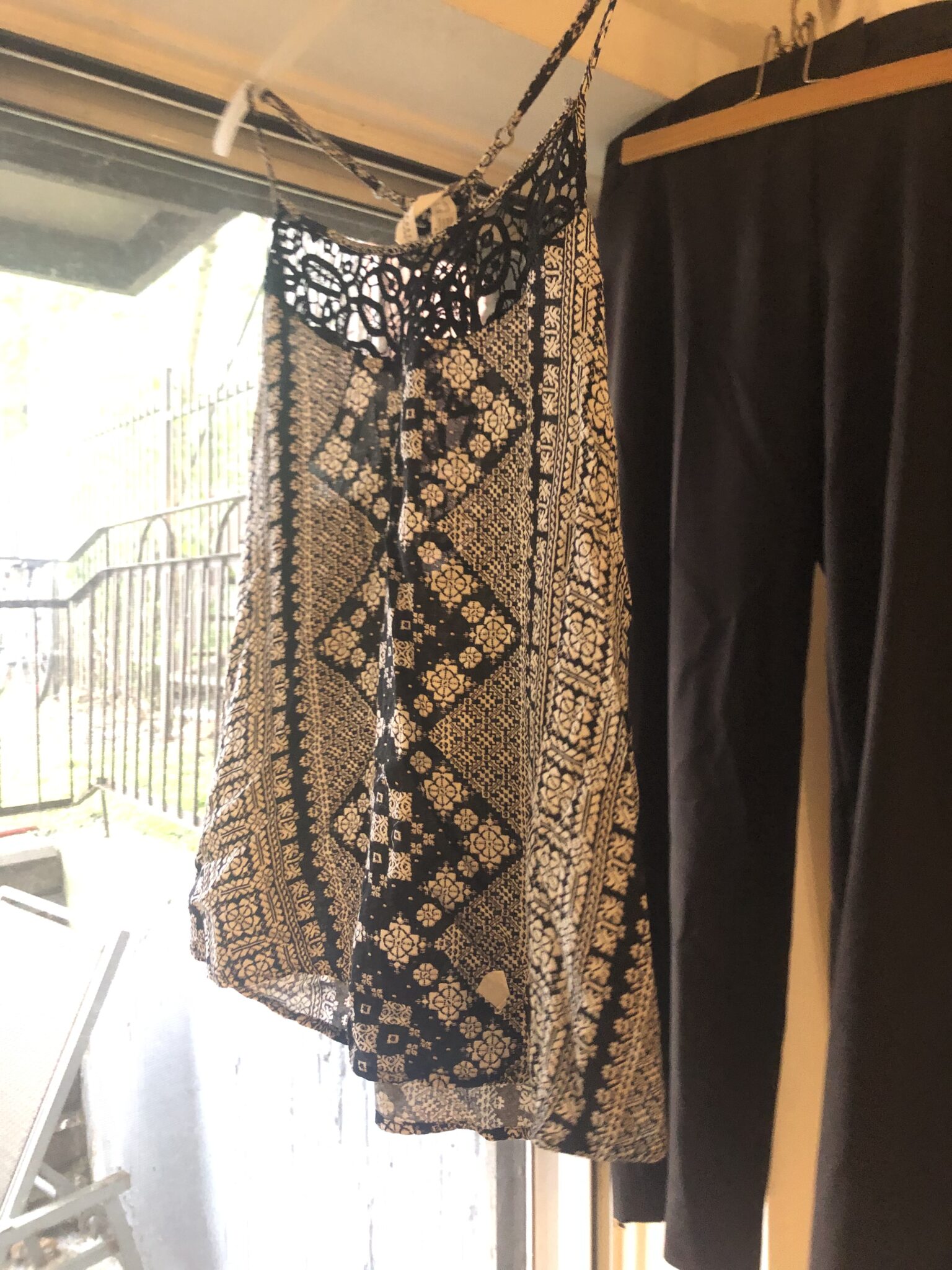 Image for Camisole dentelle médium (pour petit et moyen bustes)