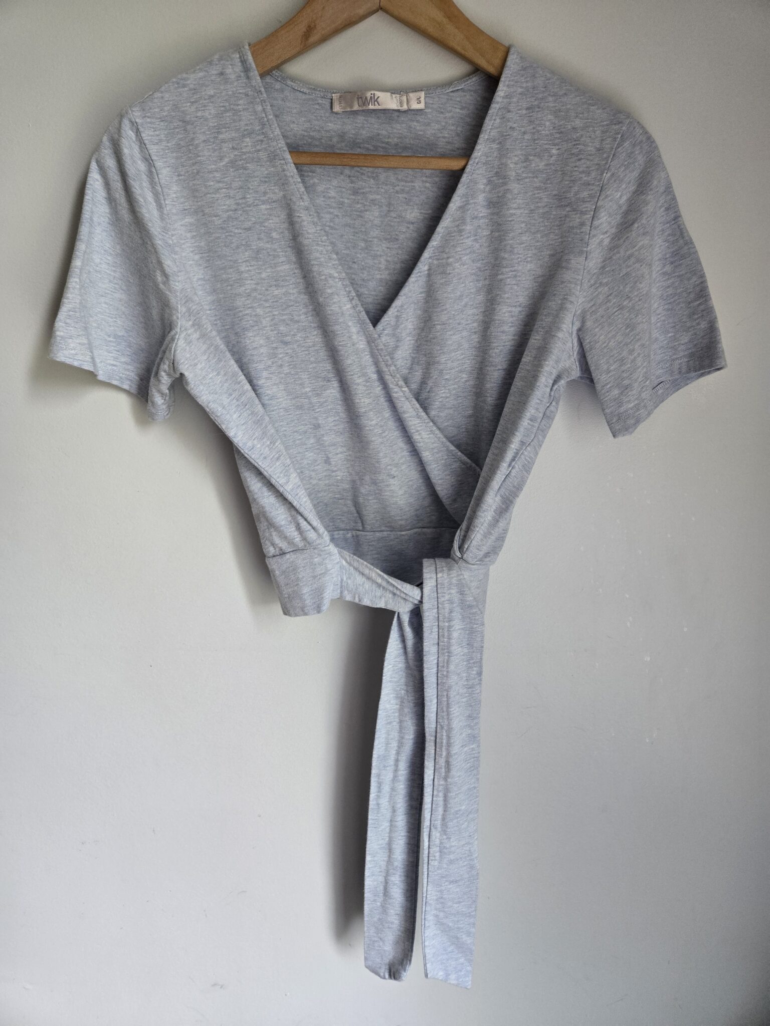 Featured image for TWIK Crossover crop top with ties