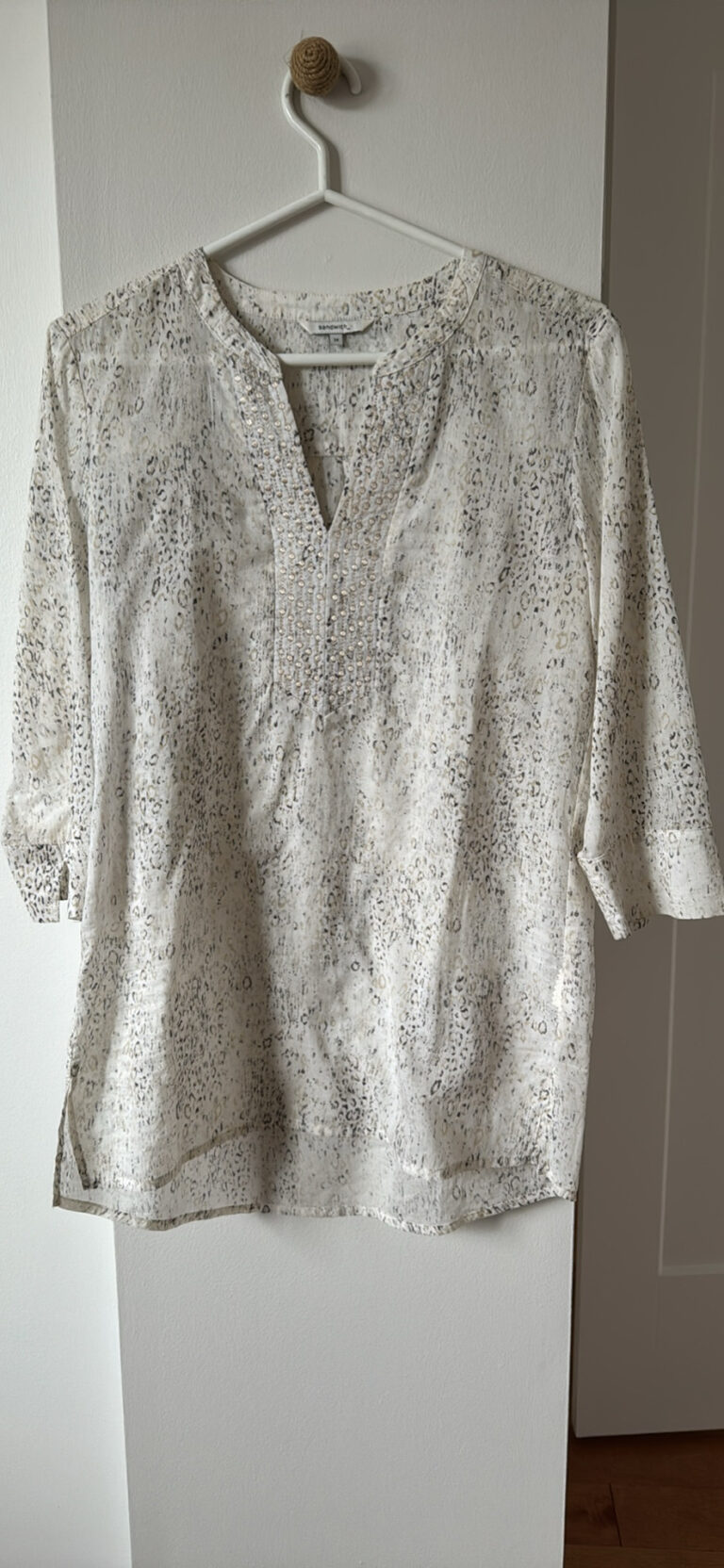 Image for Blouse ou tunique léopard pâle