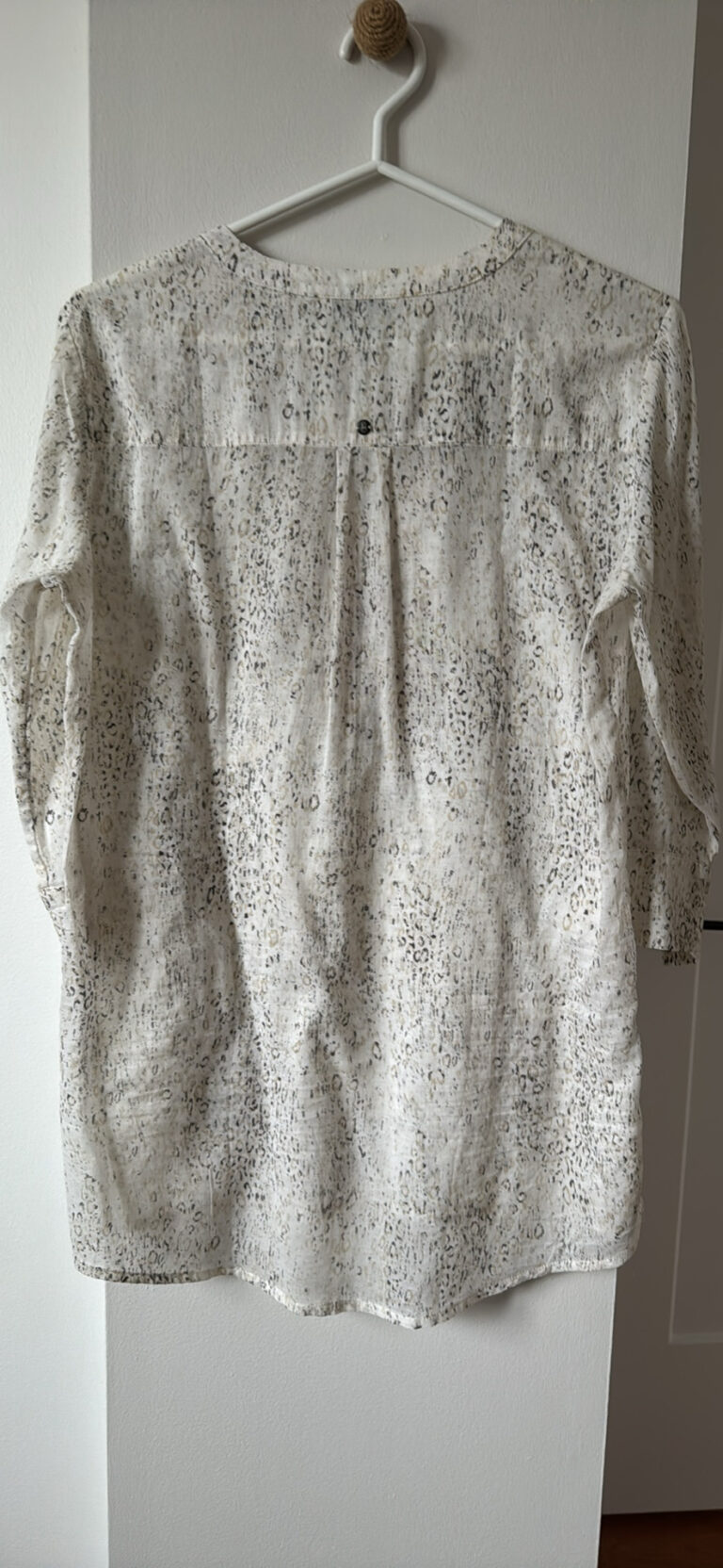 Image for Blouse ou tunique léopard pâle