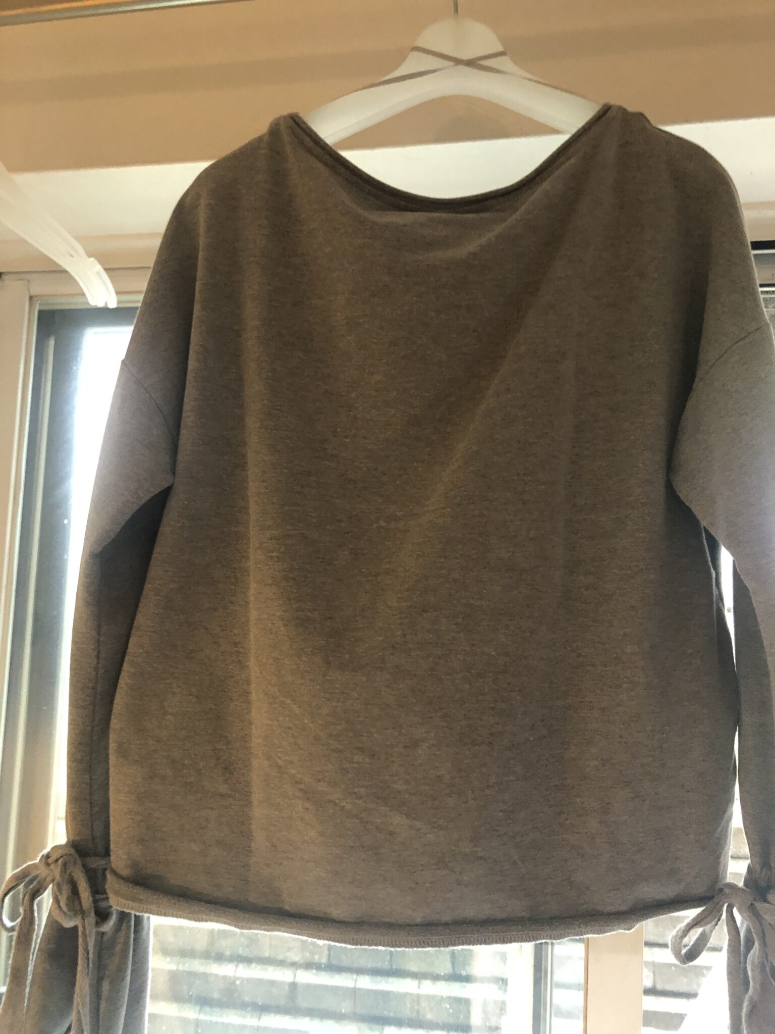 Image for Beau chandail coton ouaté stylé small
