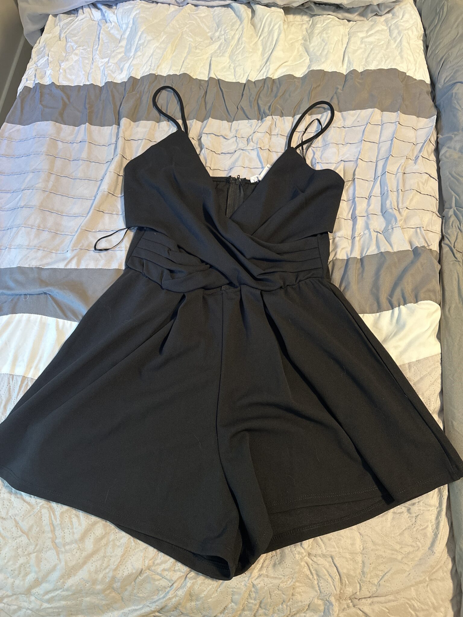 Featured image for Combi-short avec ouverture sur le côté