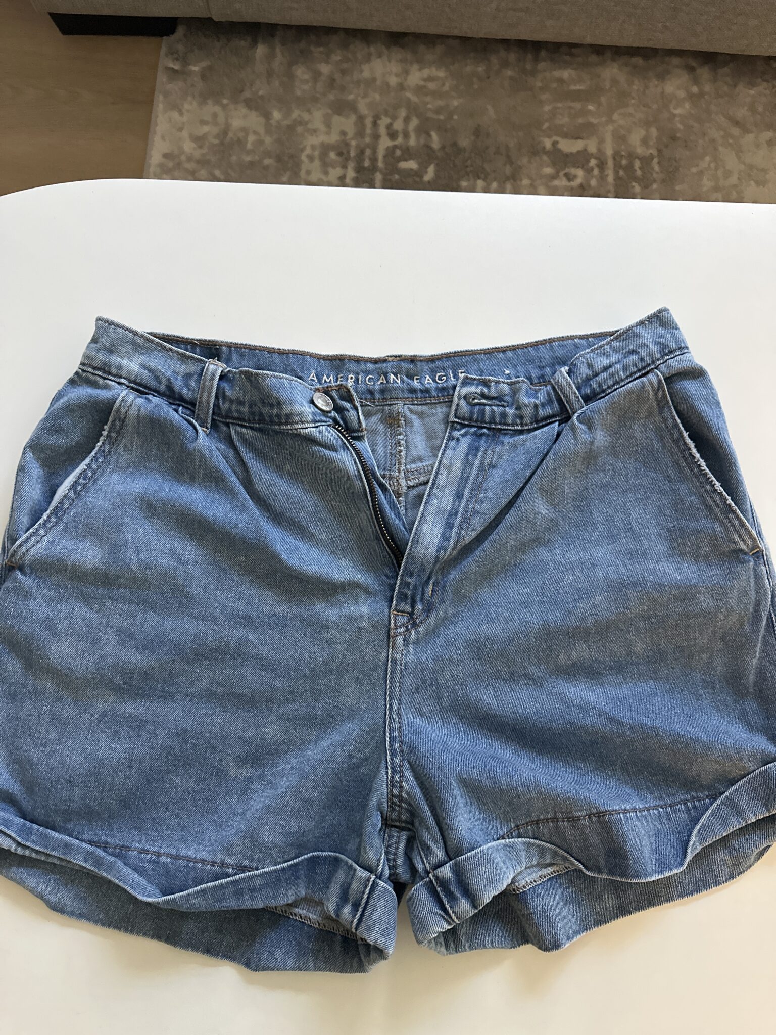 Featured image for Short en jeans American Eagle