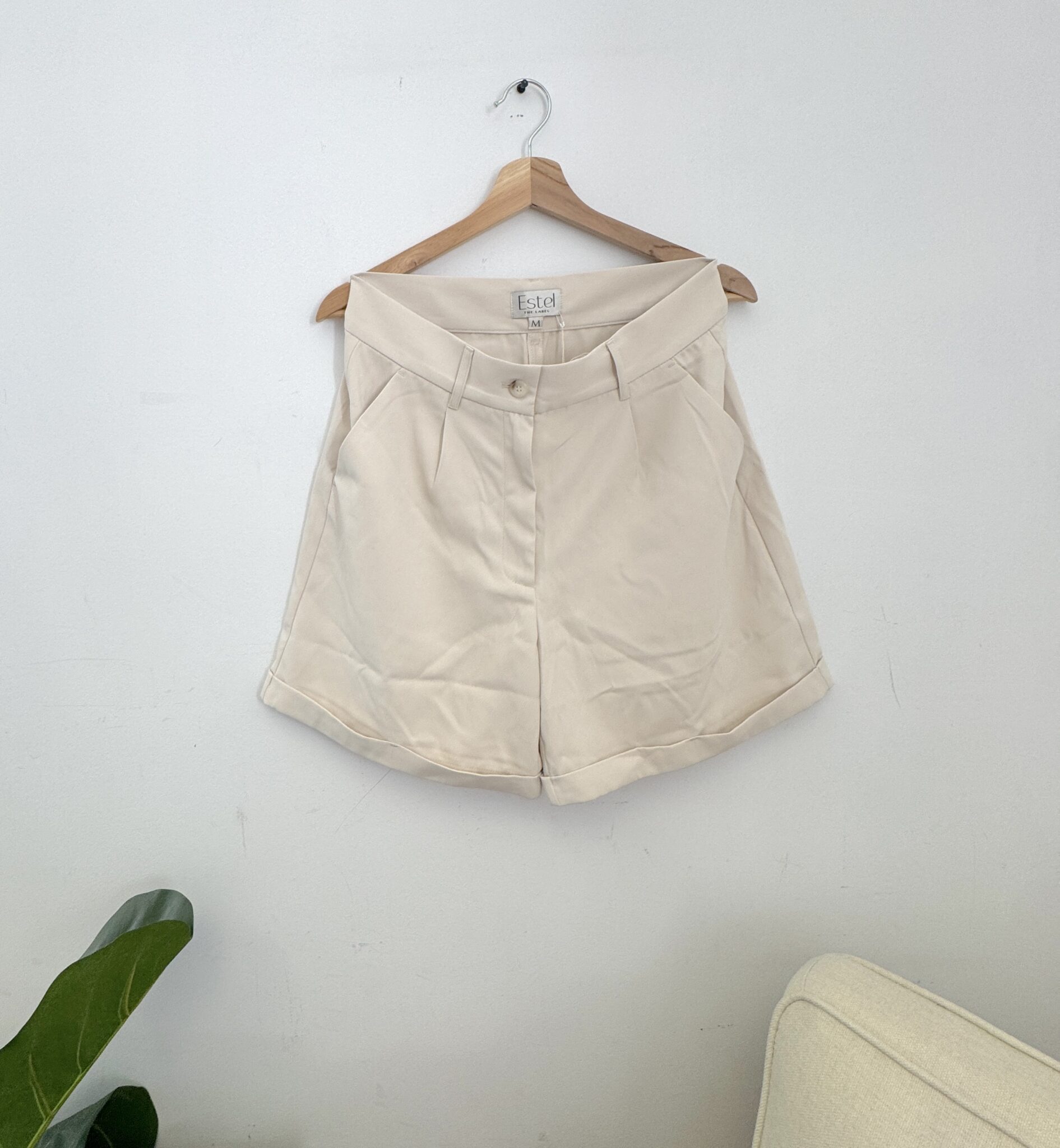 Featured image for Short Estel