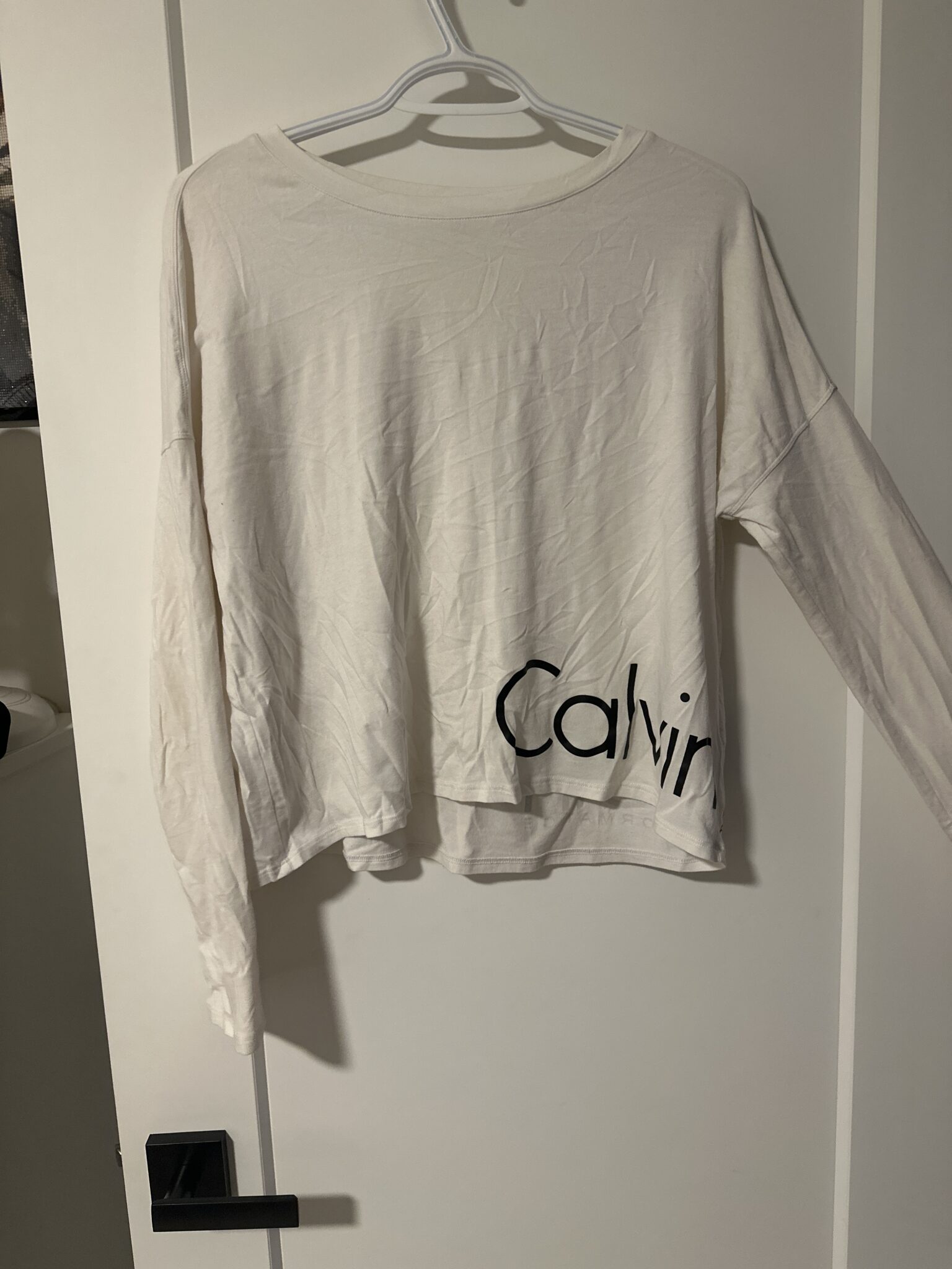 Featured image for Chandail Calvin Klein a manche longue