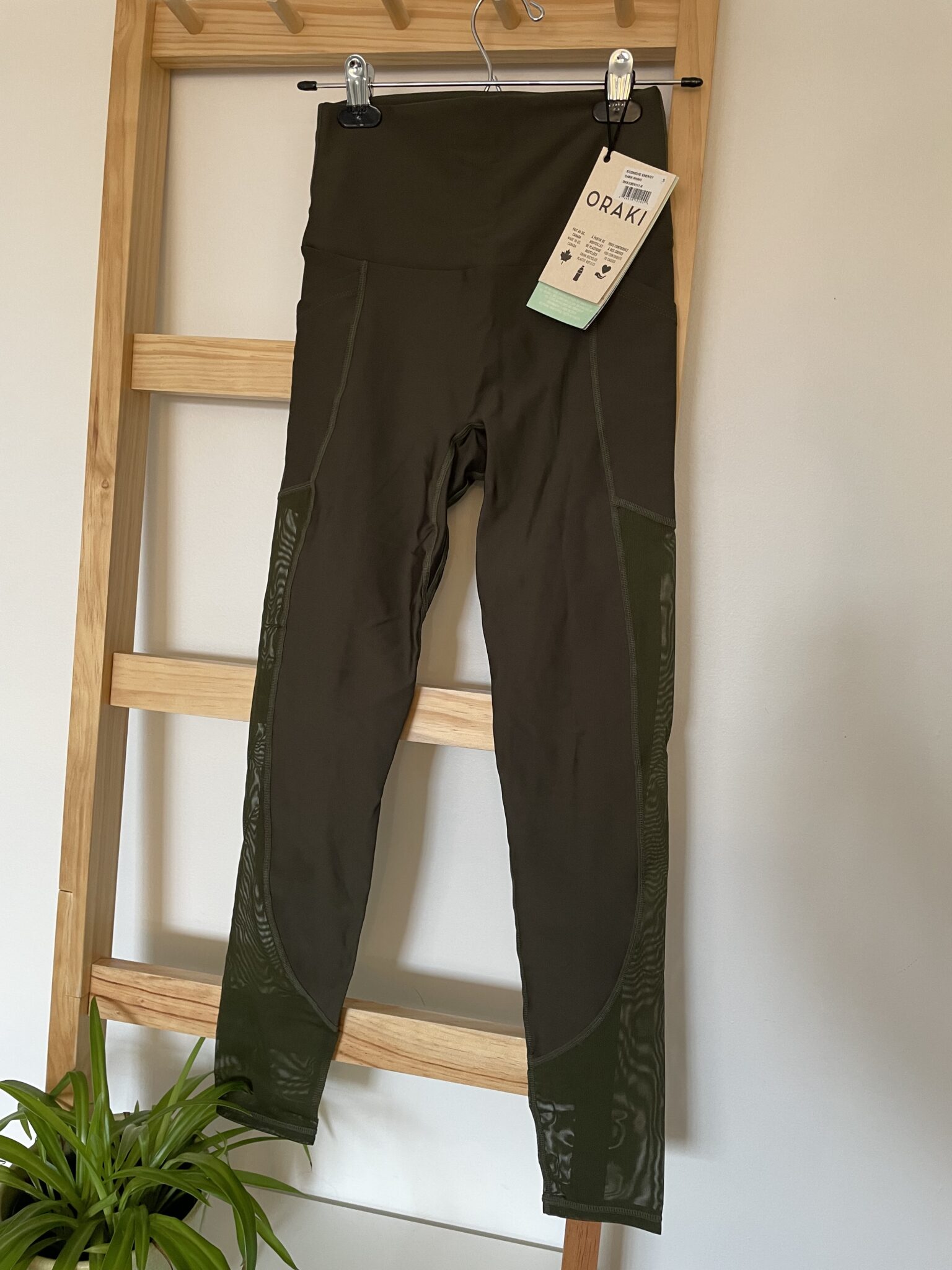 Featured image for Legging avec poches et mesh Oraki