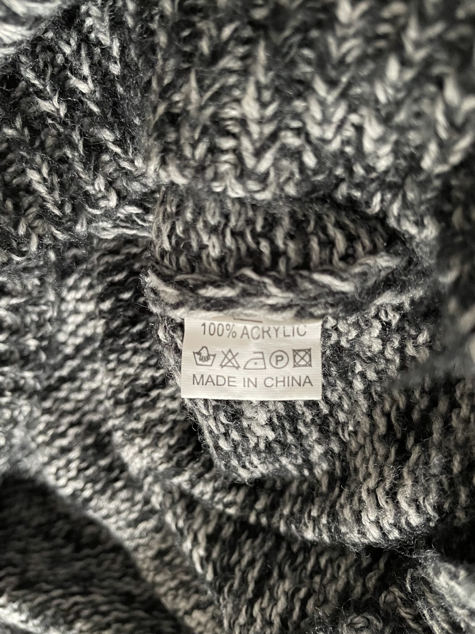 Image for Chandail tricot ours polaire