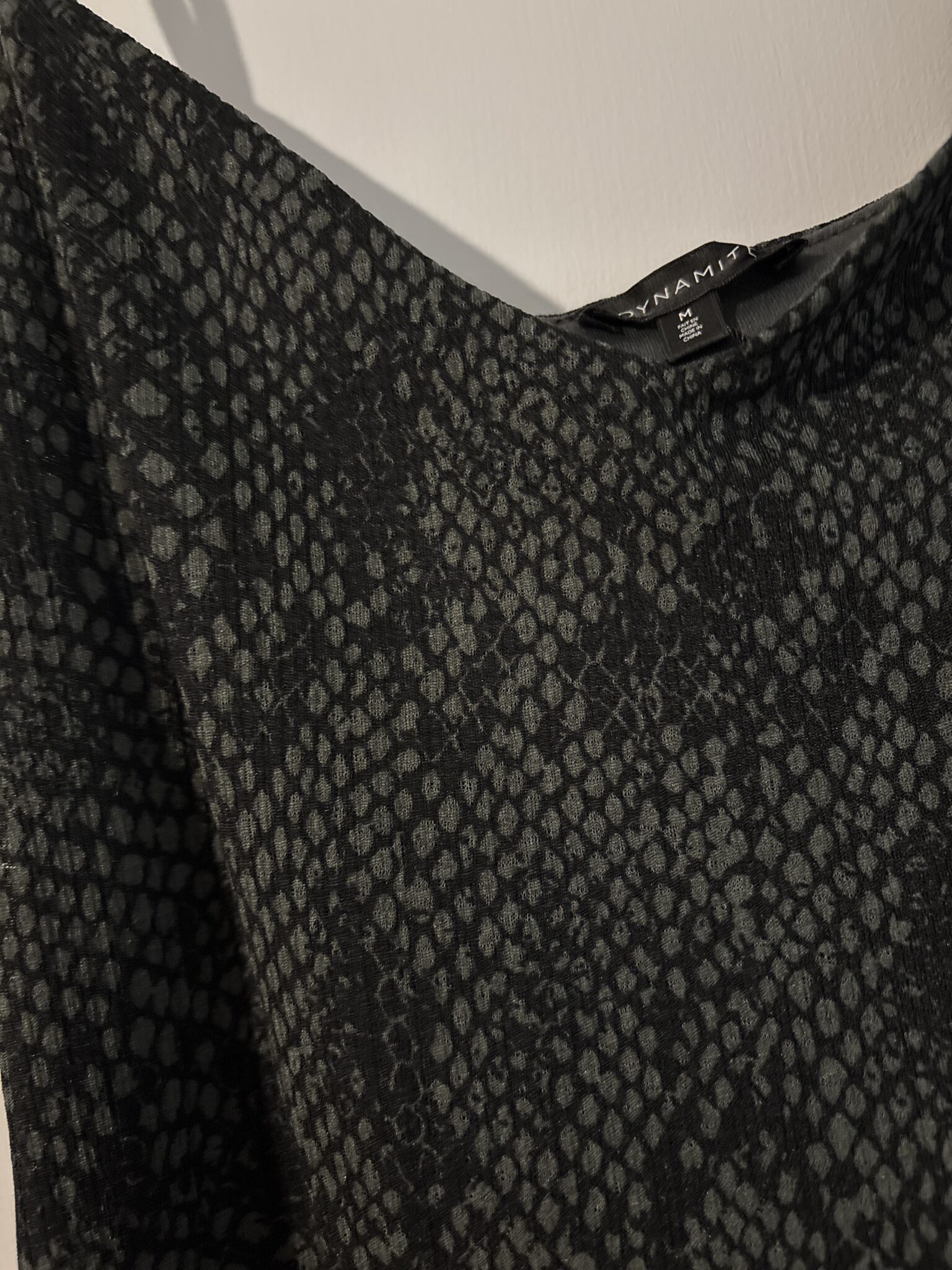 Image for Camisole motif peau de serpent