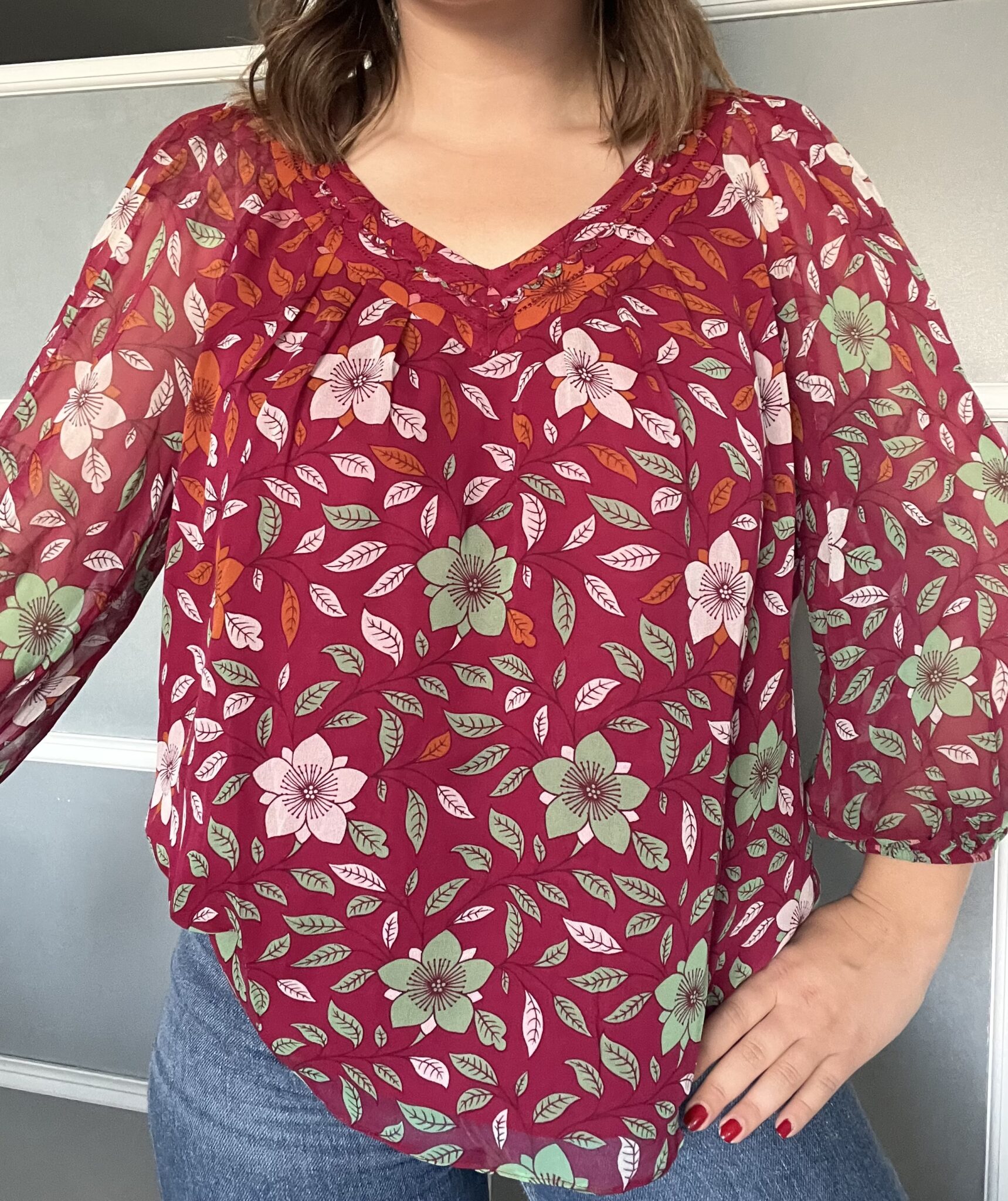 Featured image for Diane Von Furstenberg 100% silk blouse size L