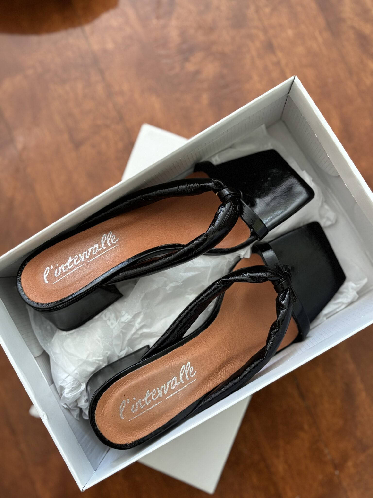 Featured image for Sandales L’intervalle cuir noir (38)