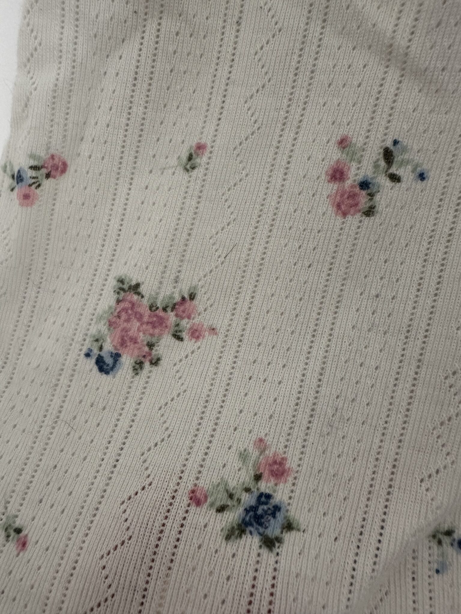 Image for Chandail fleuri écourtée