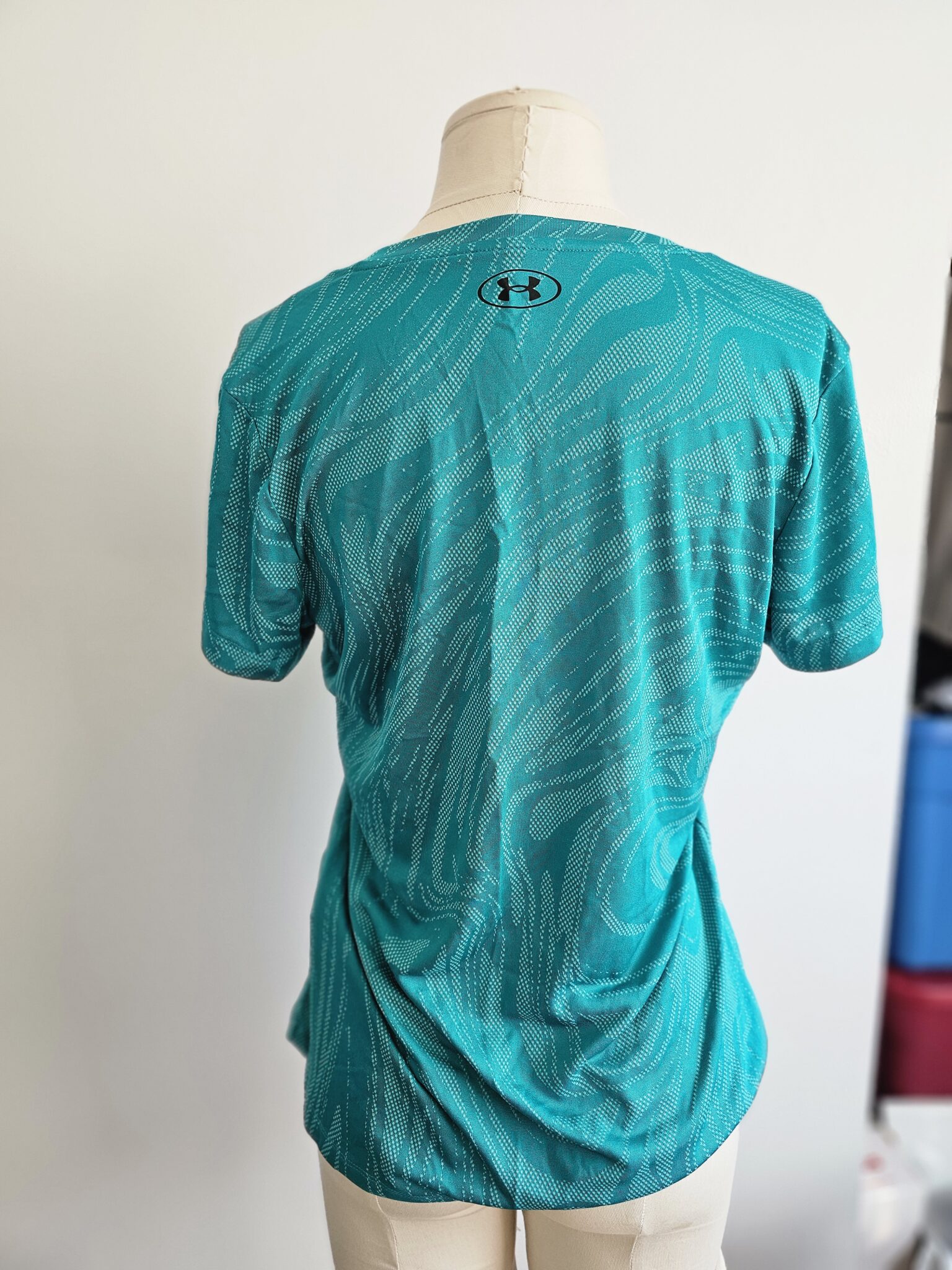 Image for T shirt under armour