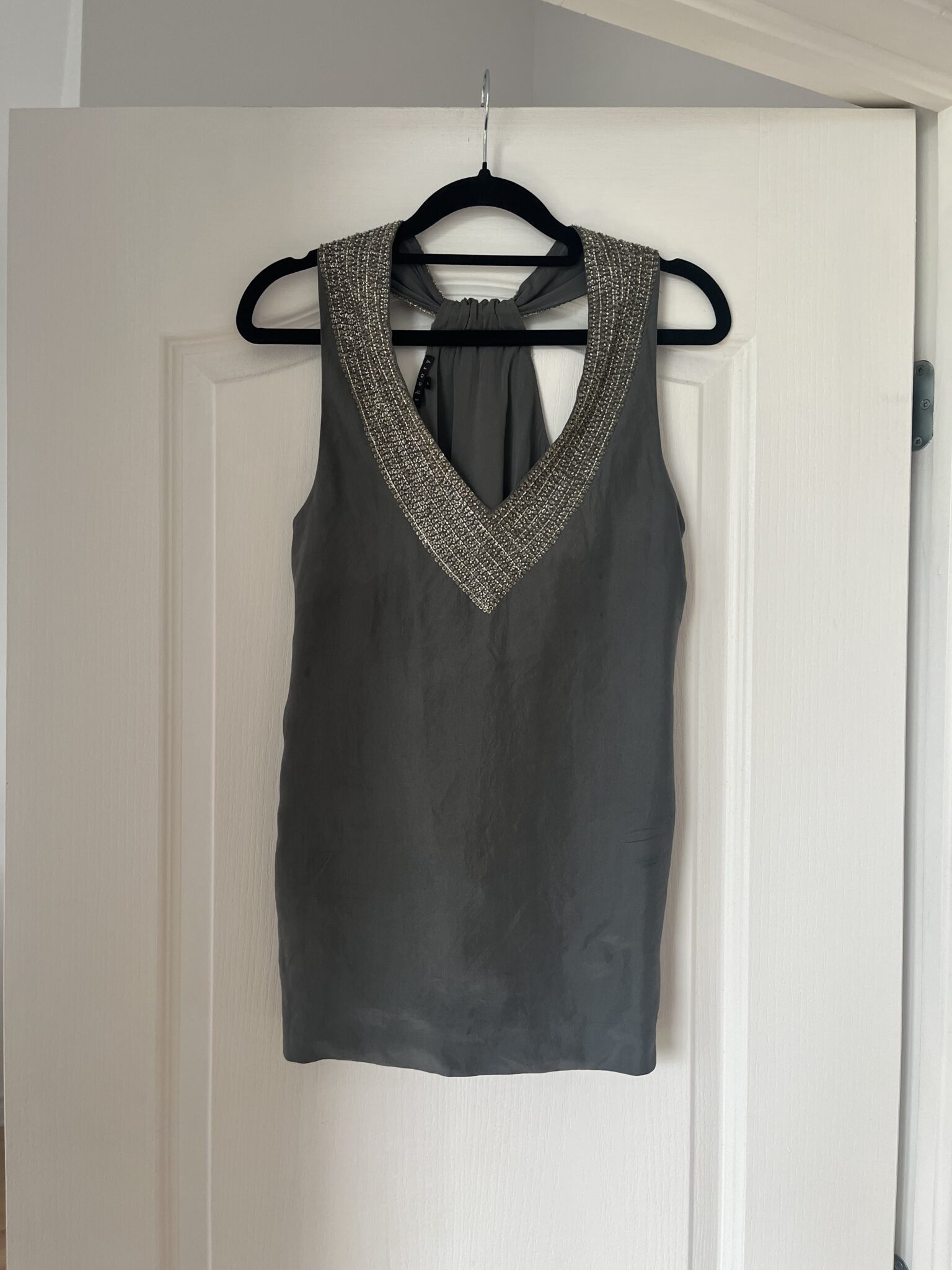 Featured image for 100% silk Theory grey top size P