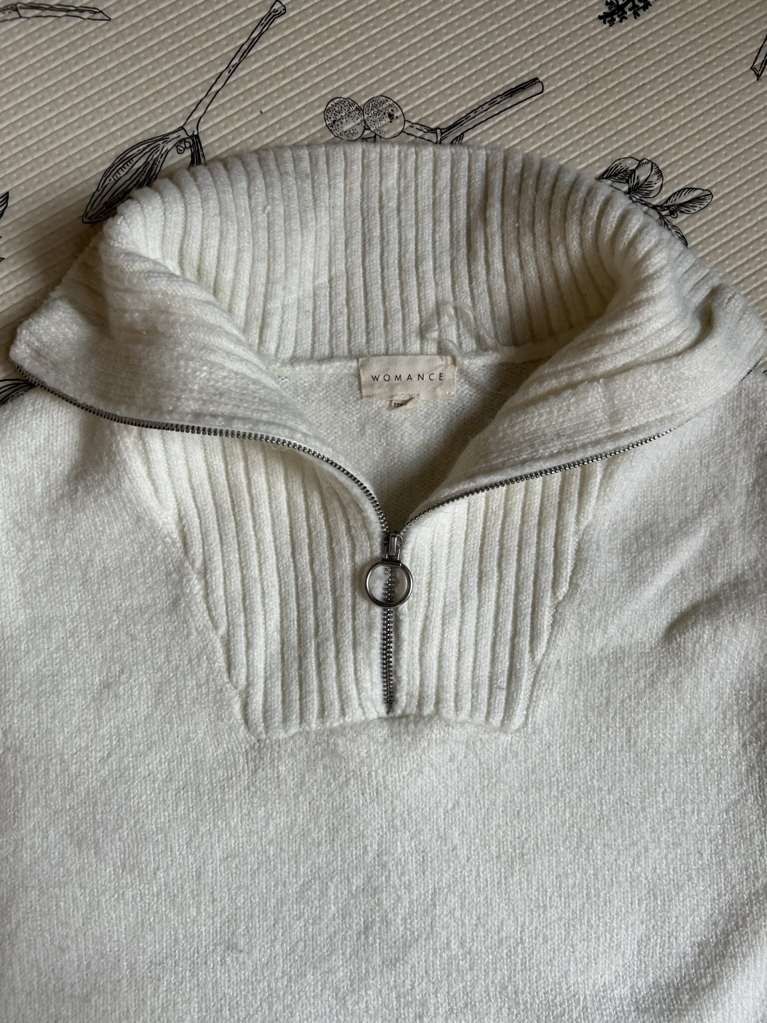Featured image for Sleeveless wool top