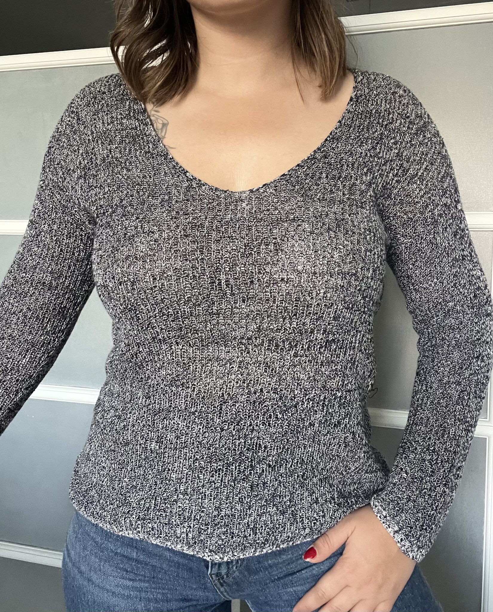 Featured image for Babaton Silk and Linen jumper size XS