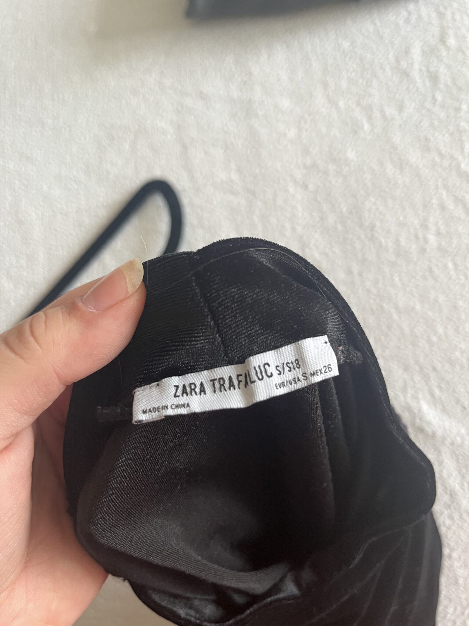 Image for Zara pelplum top size S black velvet