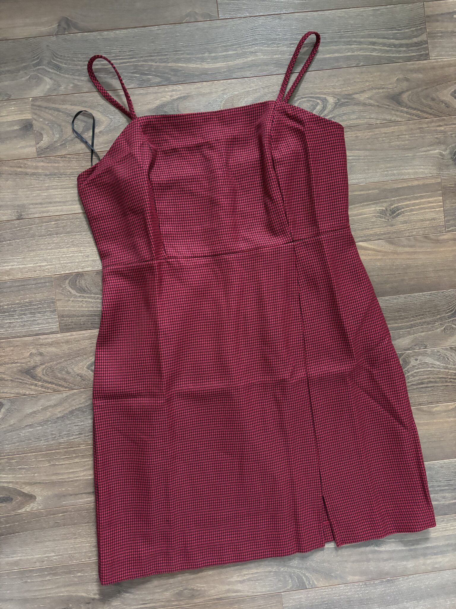Featured image for Robe courte ajustée