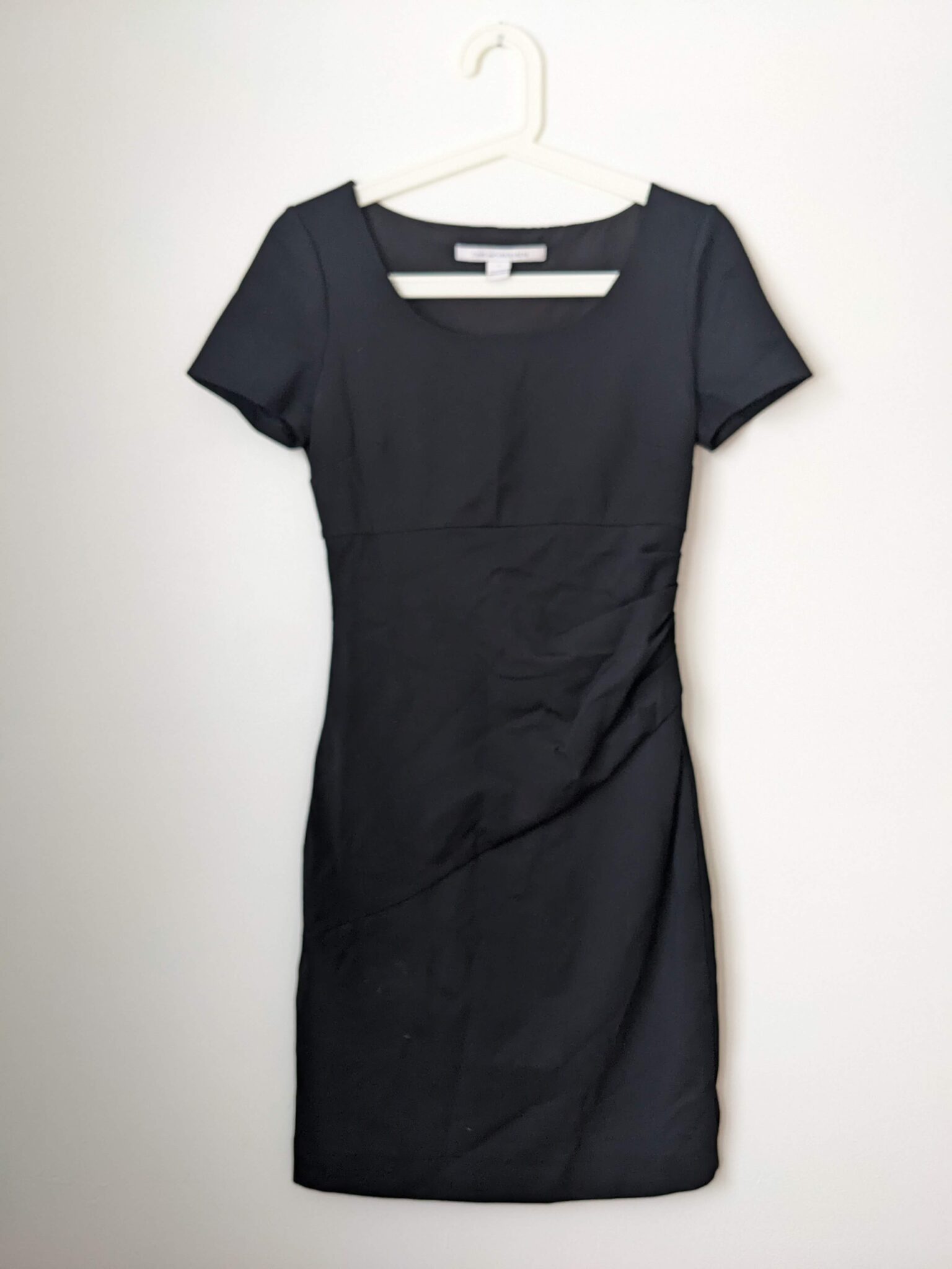 Featured image for Robe Noire Diane von Furstenberg
