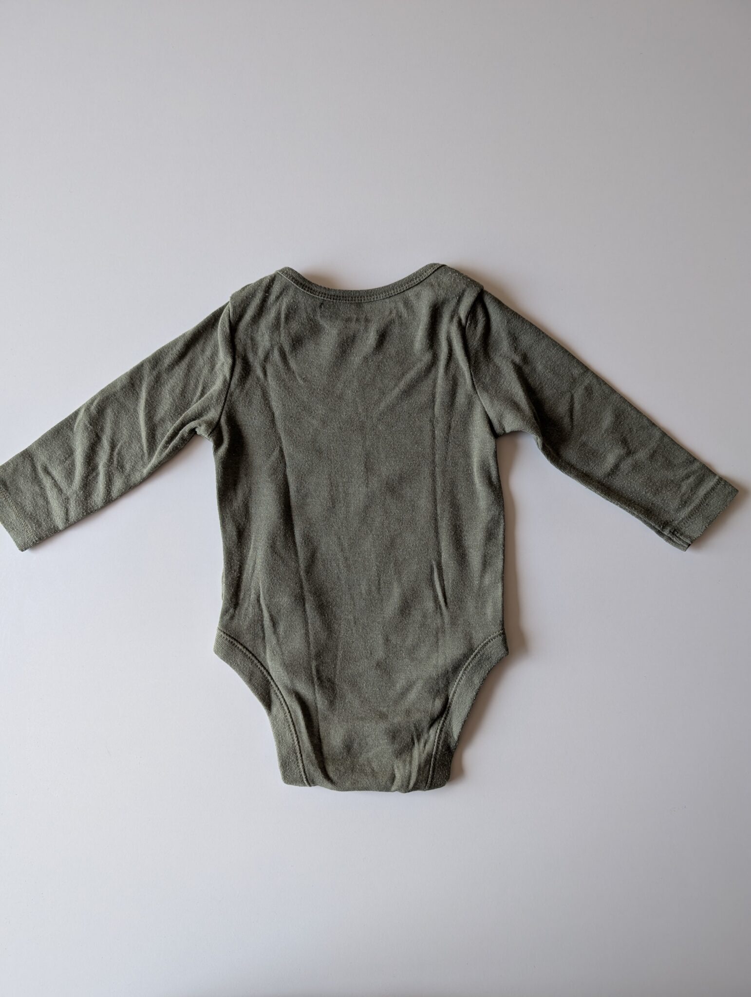 Image for Cache-couche manche longue 6-12 mois