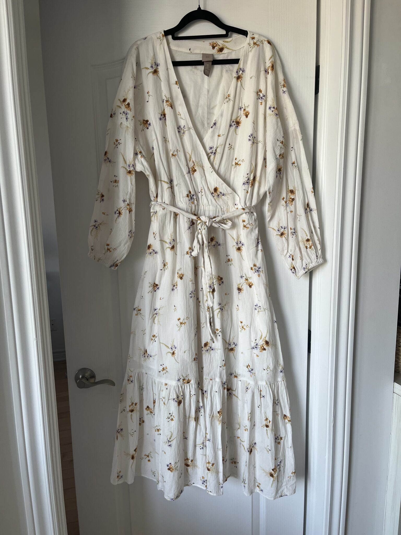 Featured image for H&M floral maxi dress size L