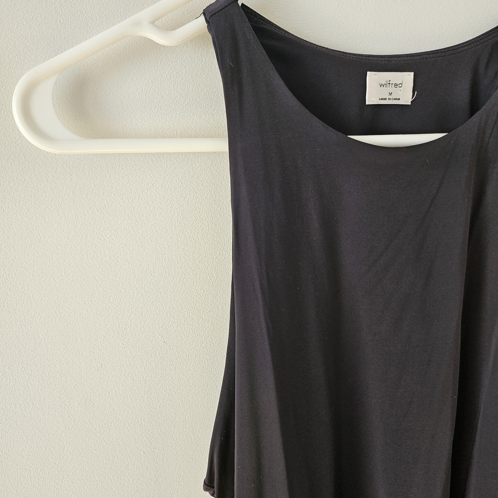 Featured image for Sleeveless top Wilfred / Aritzia