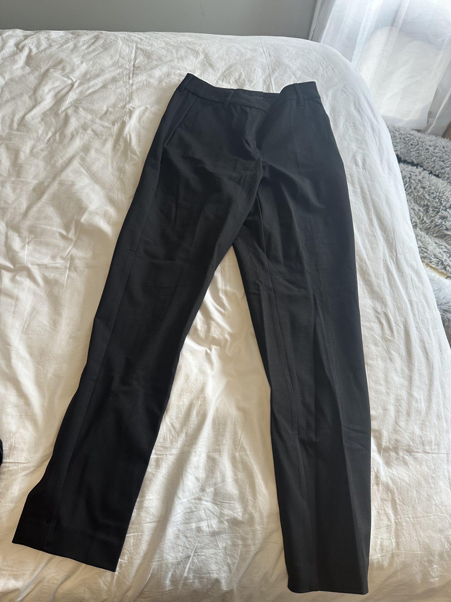 Image for Pantalon à taille haute et jambes étroites, noir, Reitmans