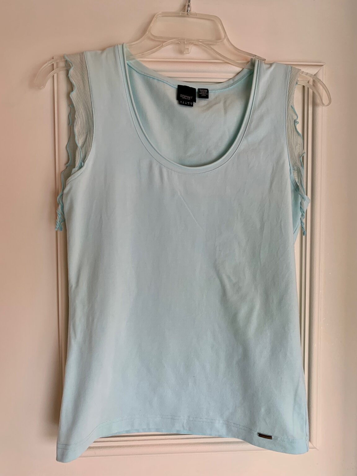 Featured image for Turquoise round-neck camisole