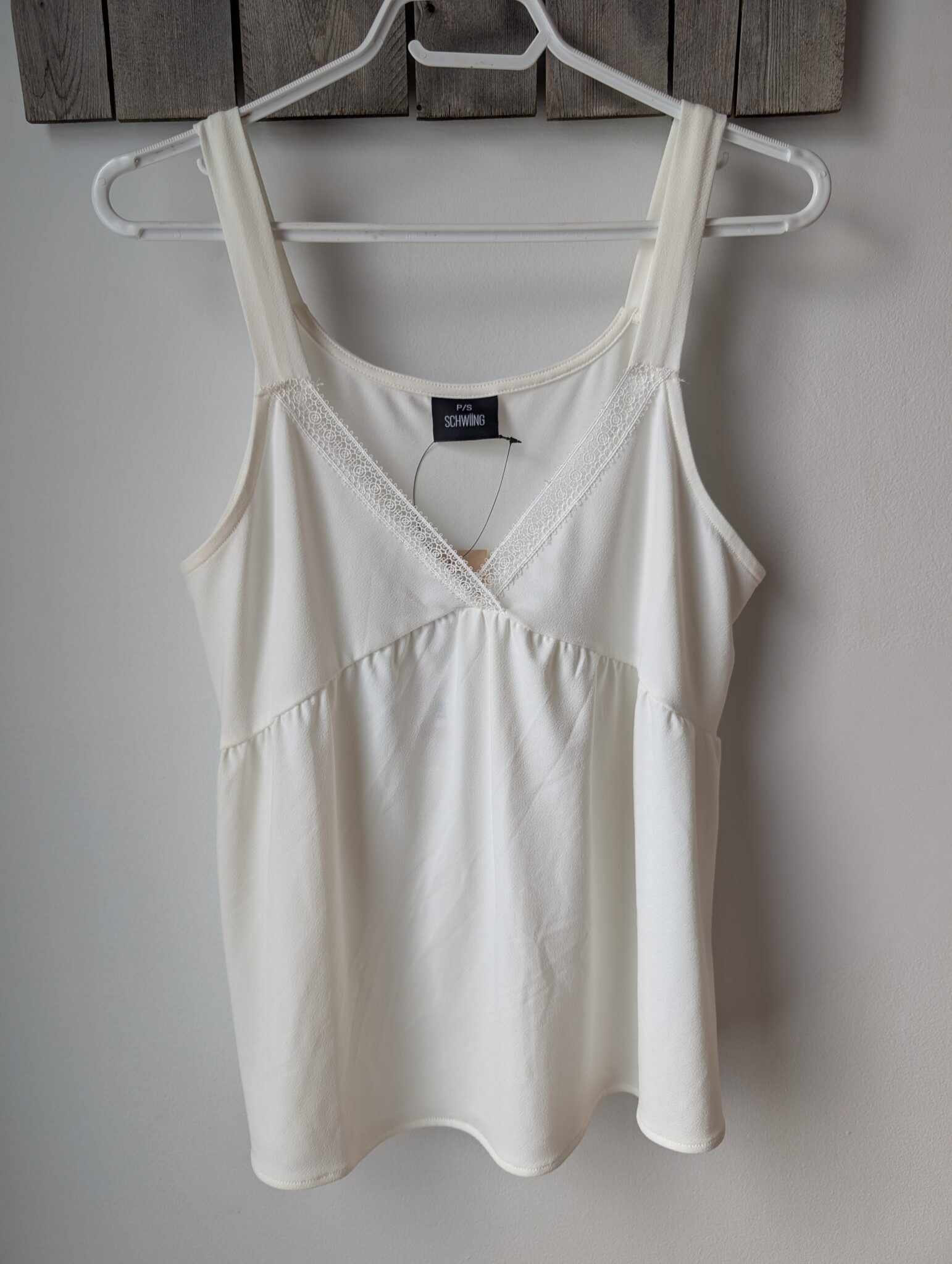 Featured image for Camisole Schwiing neuve