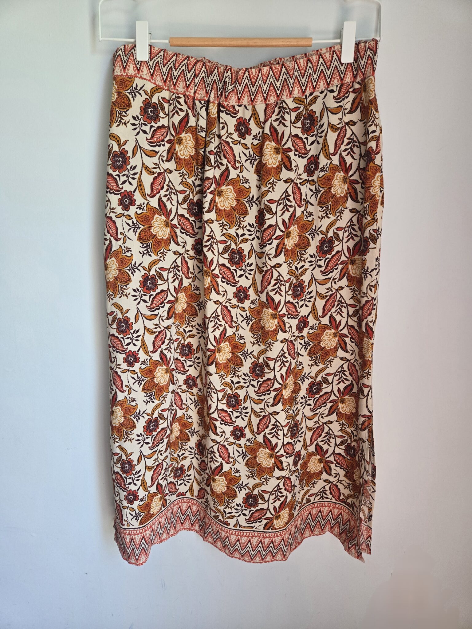 Featured image for New floral skirt by Paz Torras