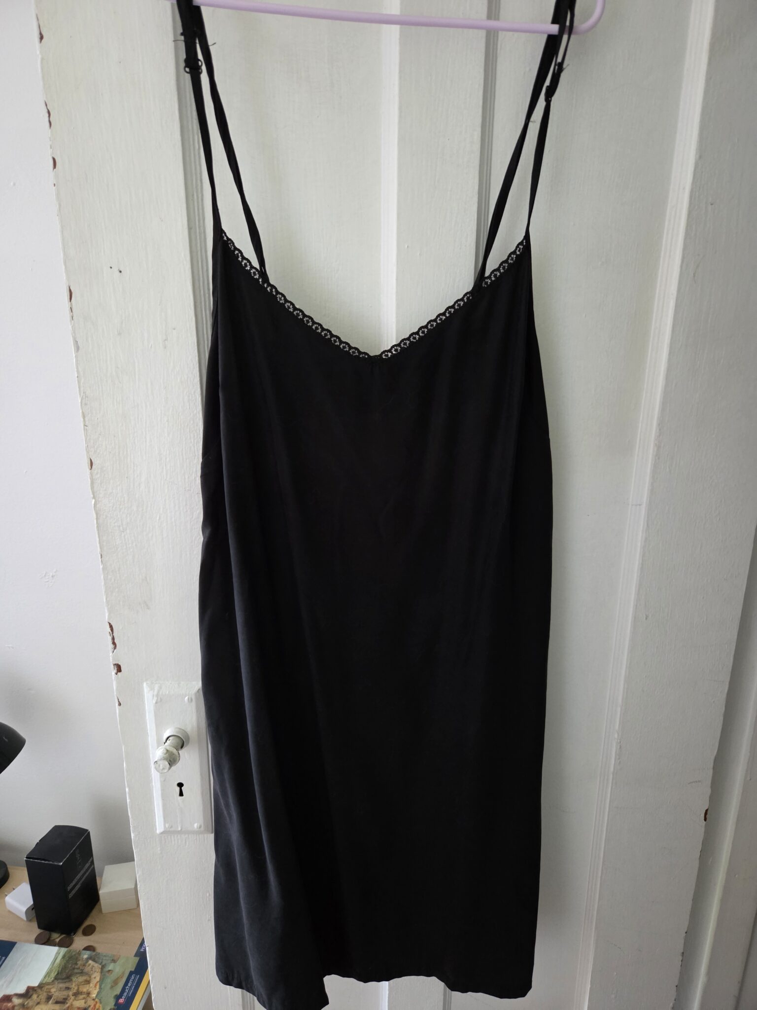 Featured image for Robe style nuisette avec dentelle Dailystory
